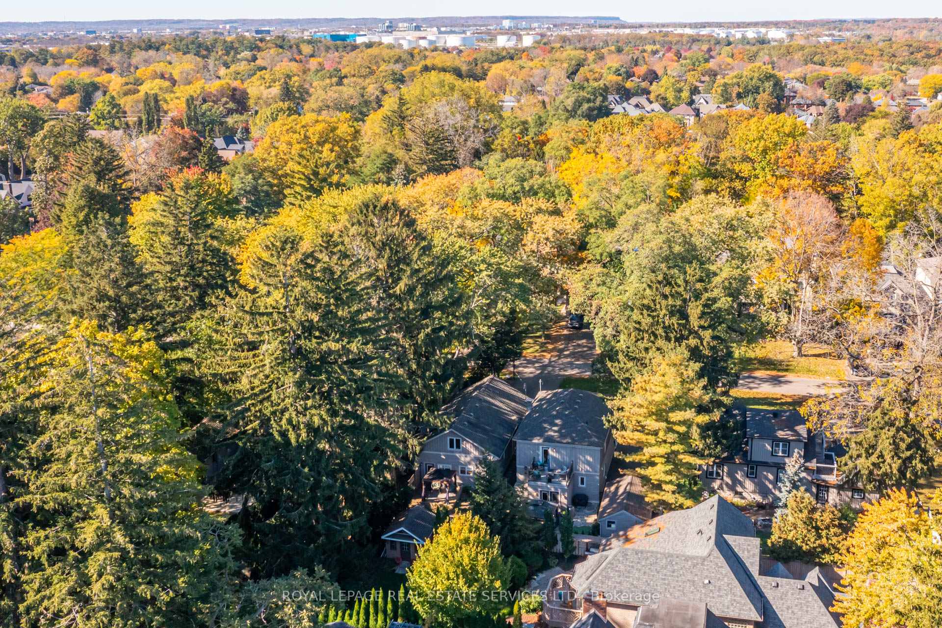 Photo 45 of 3052 Seneca Drive, Oakville, Bronte — HOMEH