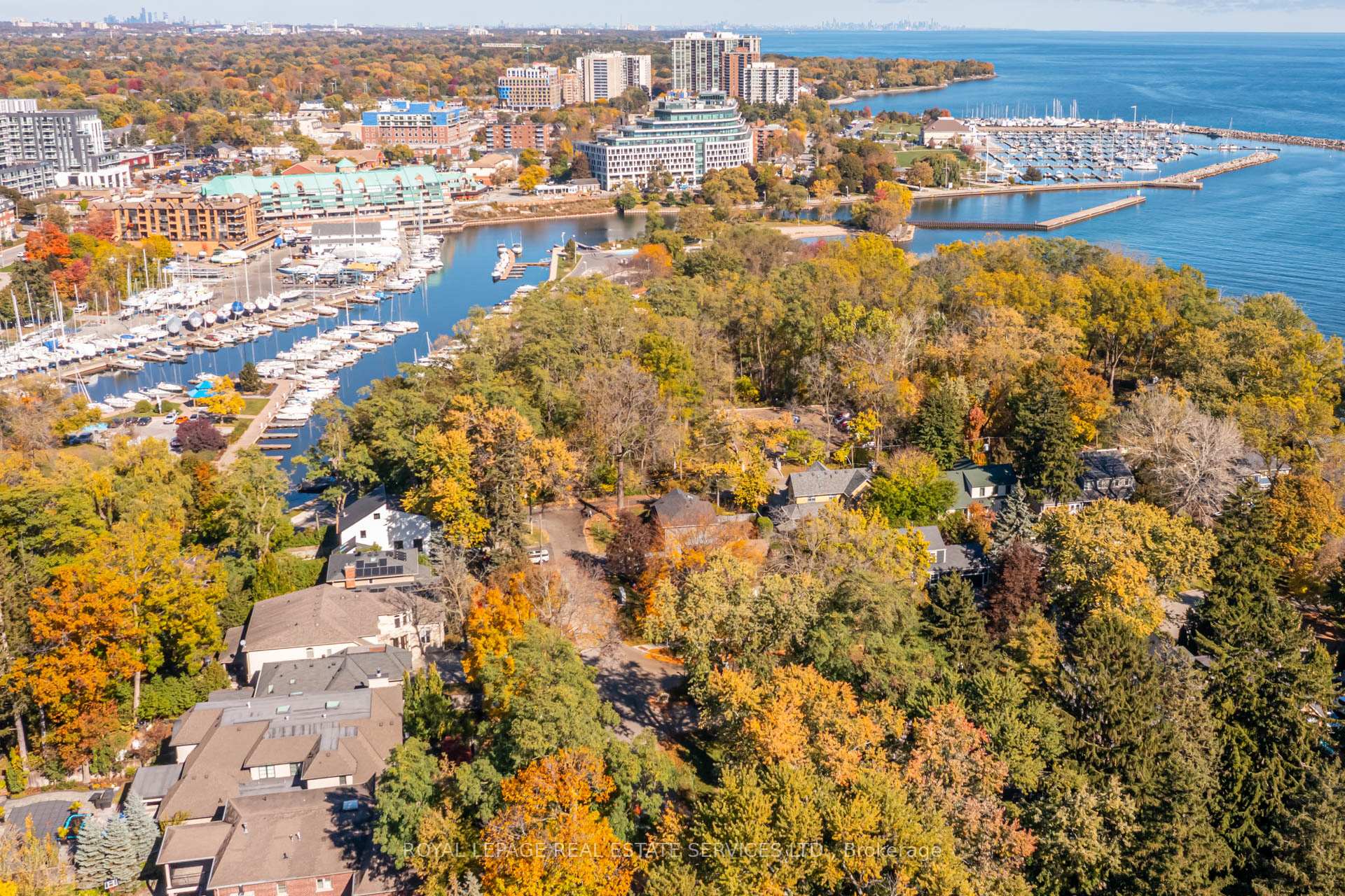 Photo 47 of 3052 Seneca Drive, Oakville, Bronte — HOMEH