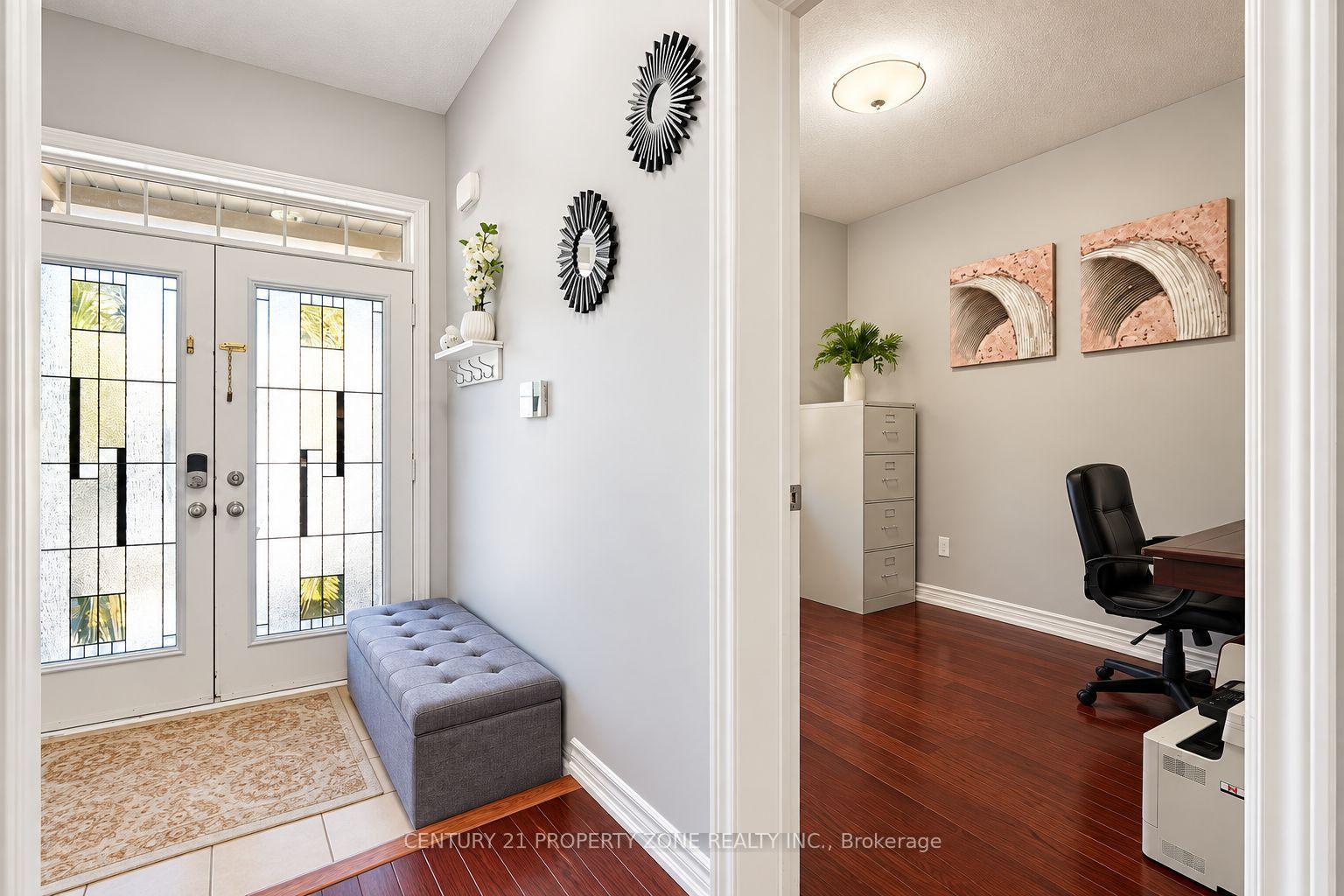 Photo 6 of 27 Sliprock Crescent, Brampton, Credit Valley — HOMEH