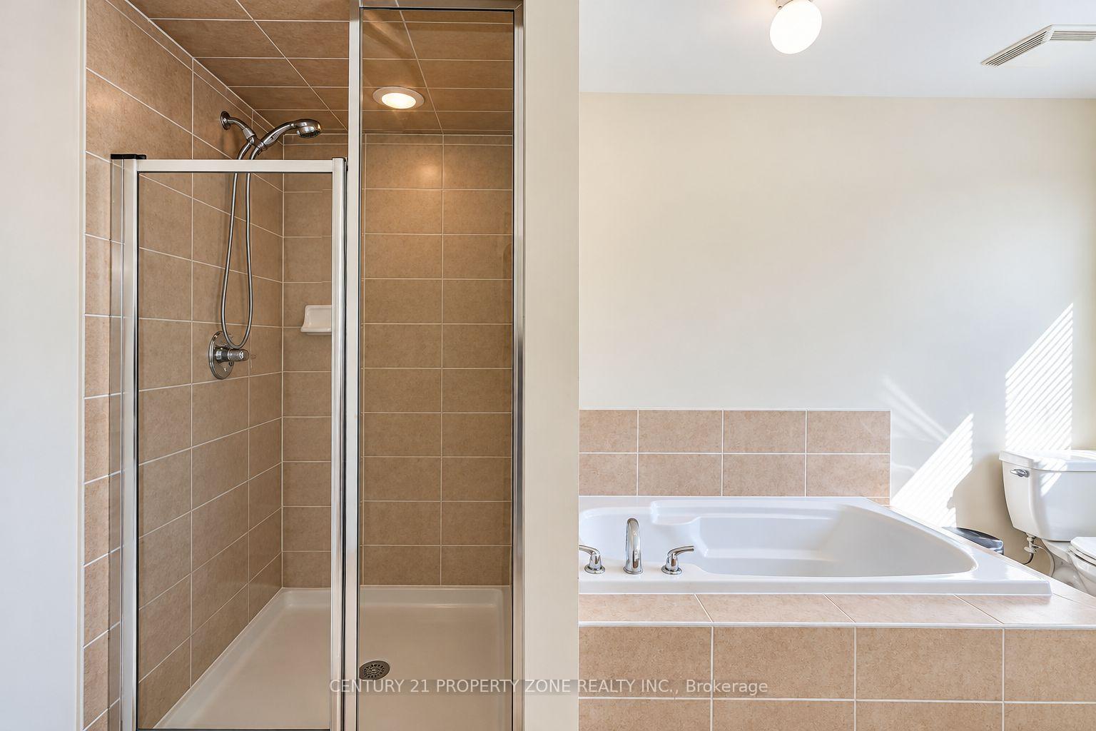 Photo 25 of 27 Sliprock Crescent, Brampton, Credit Valley — HOMEH