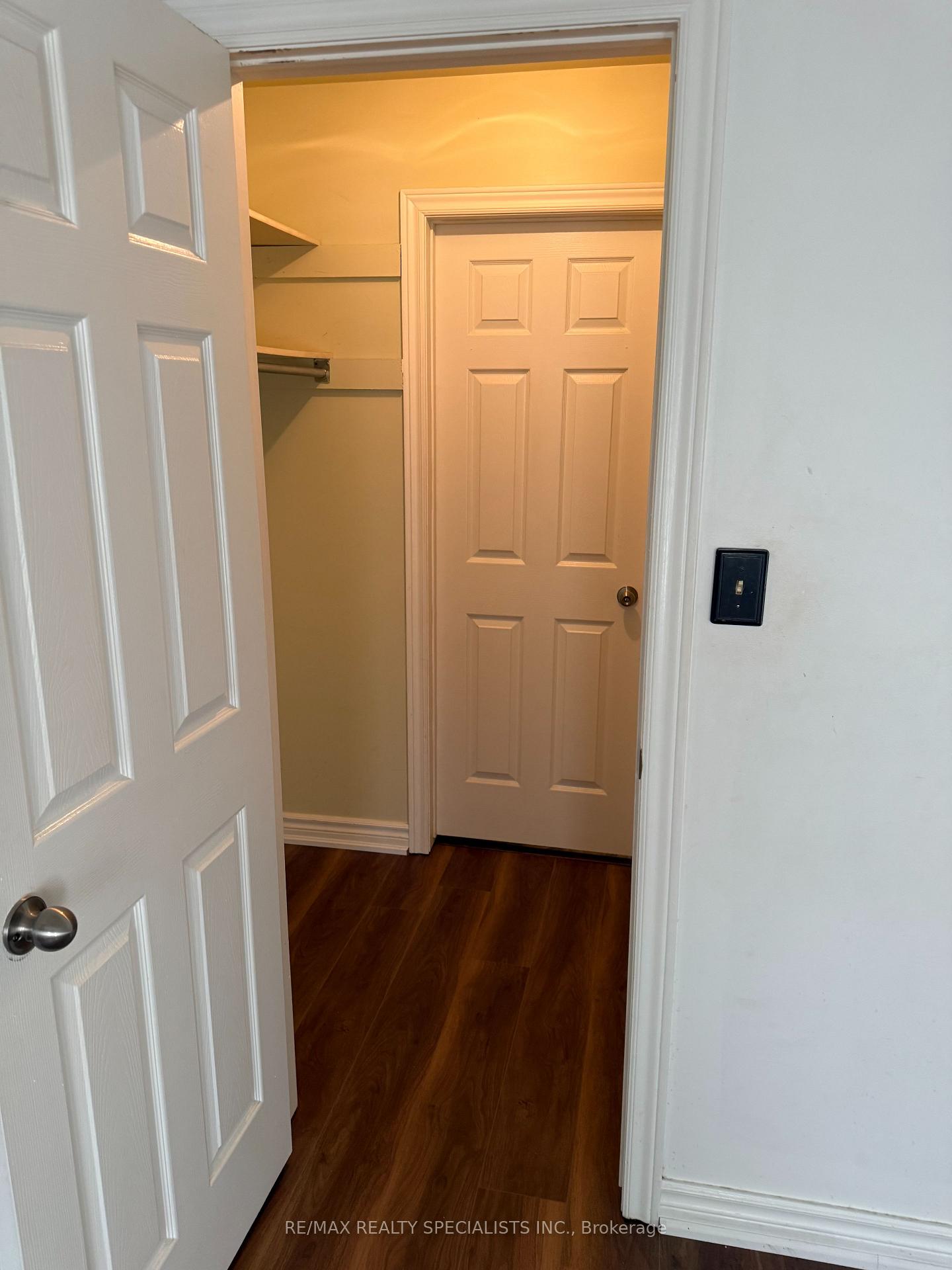 Photo 2 of Unit 208, 2 Walnut Street, St. Catharines, Oakdale — HOMEH