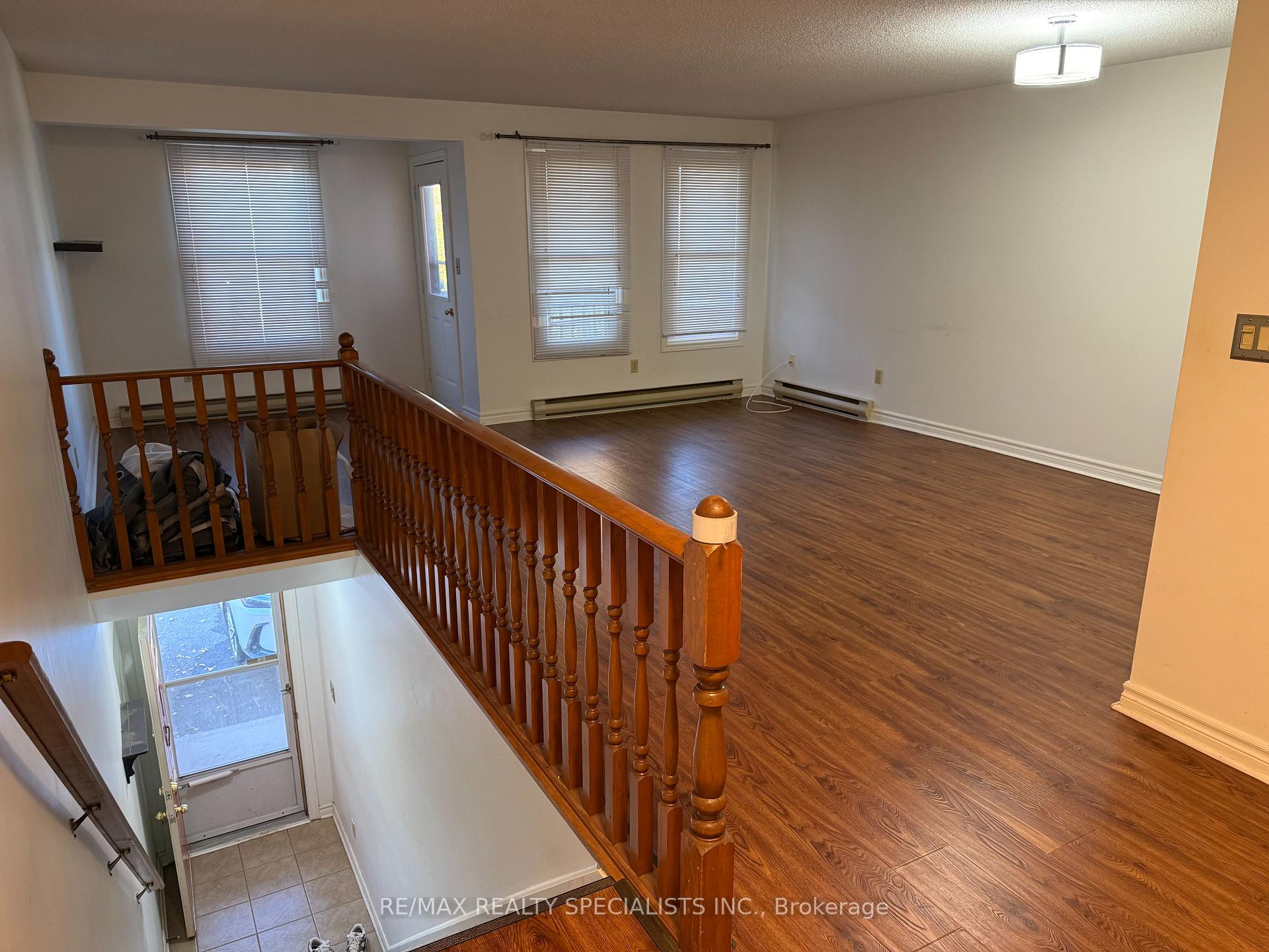 Photo 9 of Unit 208, 2 Walnut Street, St. Catharines, Oakdale — HOMEH