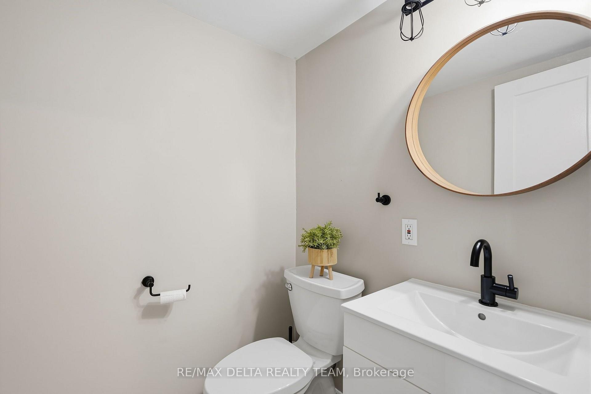 Photo 11 of 6917 Bilberry Drive, Ottawa, Convent Glen North — HOMEH