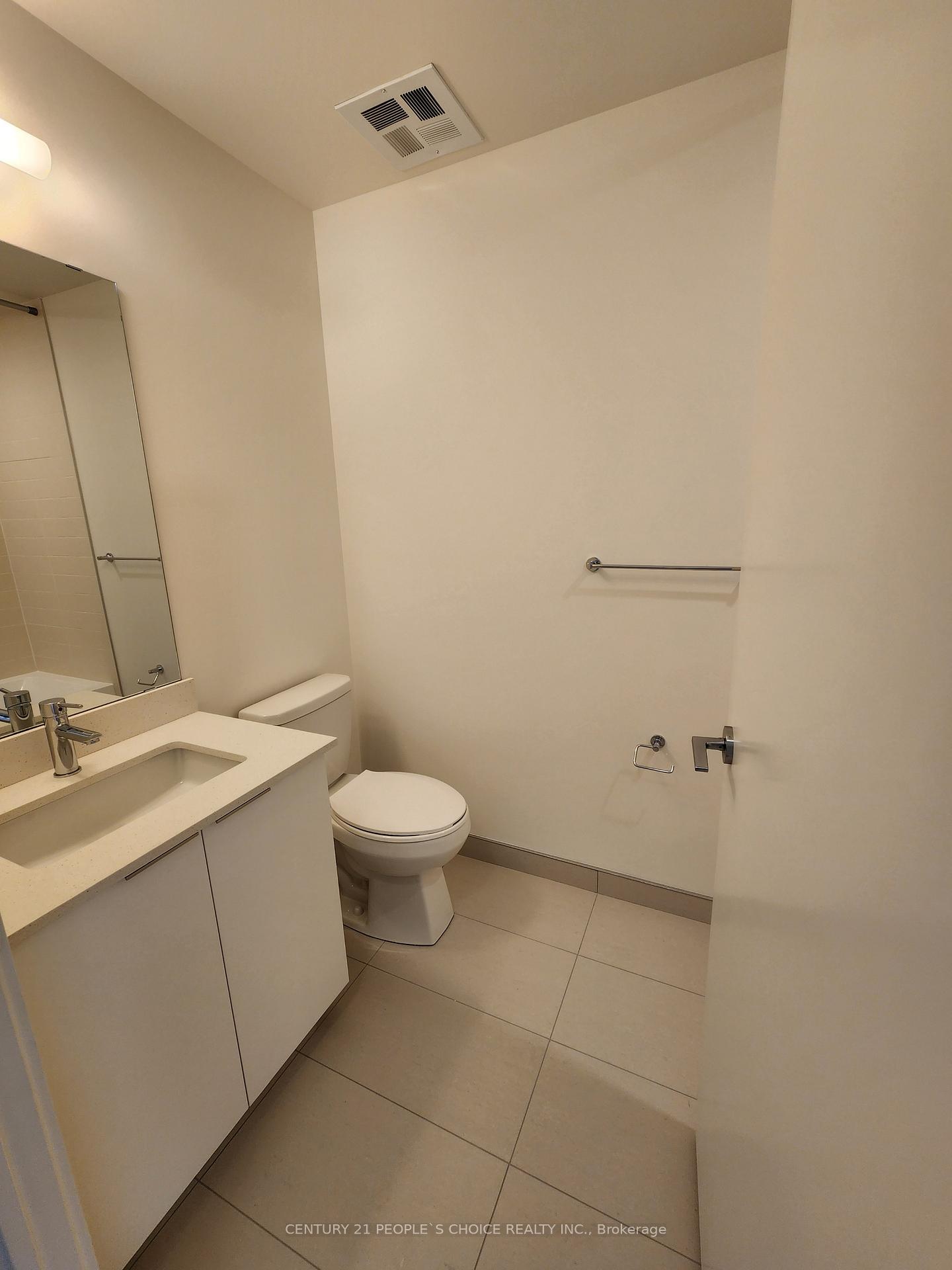 Photo 8 of Unit 2004, 3079 Trafalgar Road, Oakville, Joshua Meadows — HOMEH