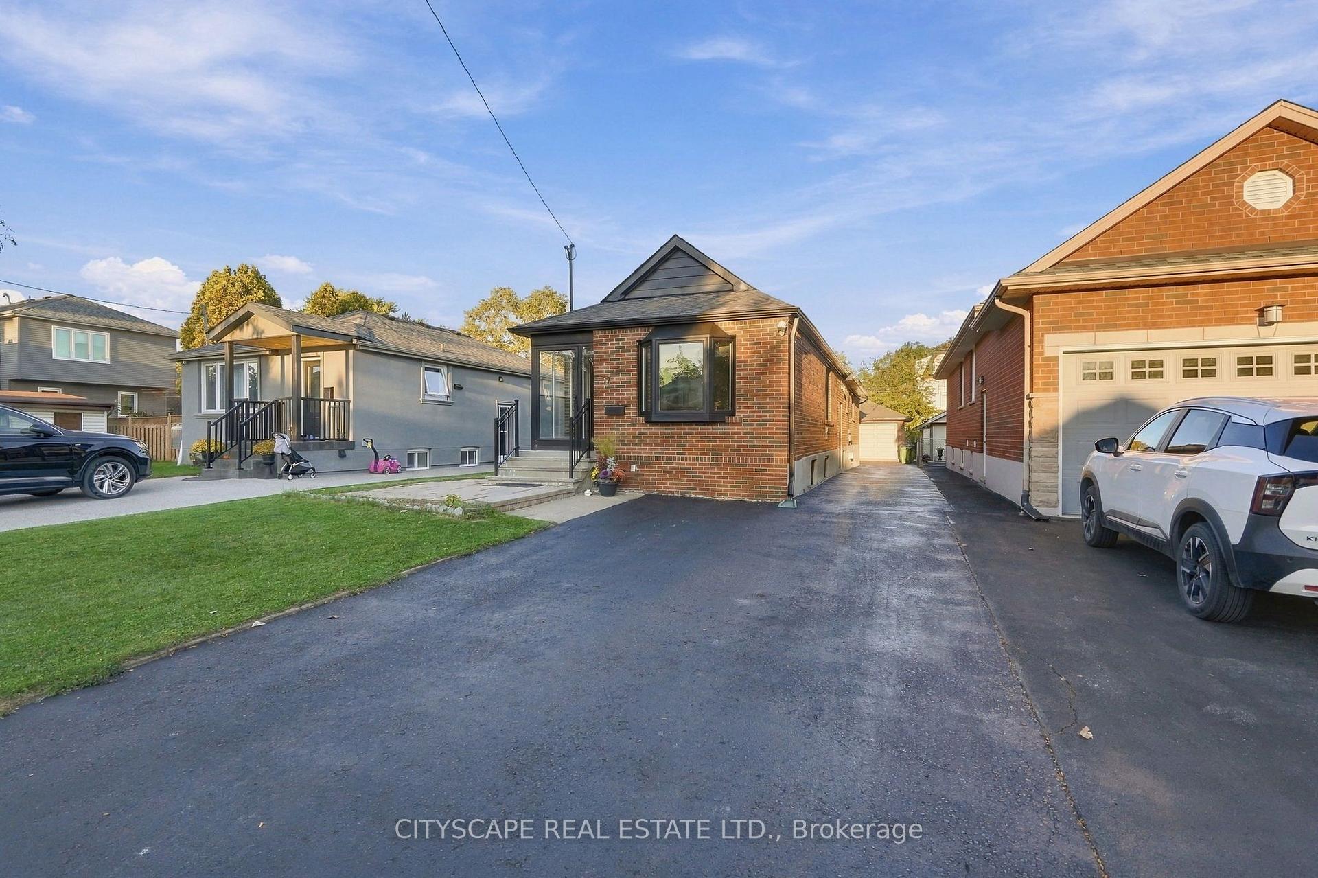 Photo 51 of 57 O'Donnell Avenue, Etobicoke, Mimico — HOMEH