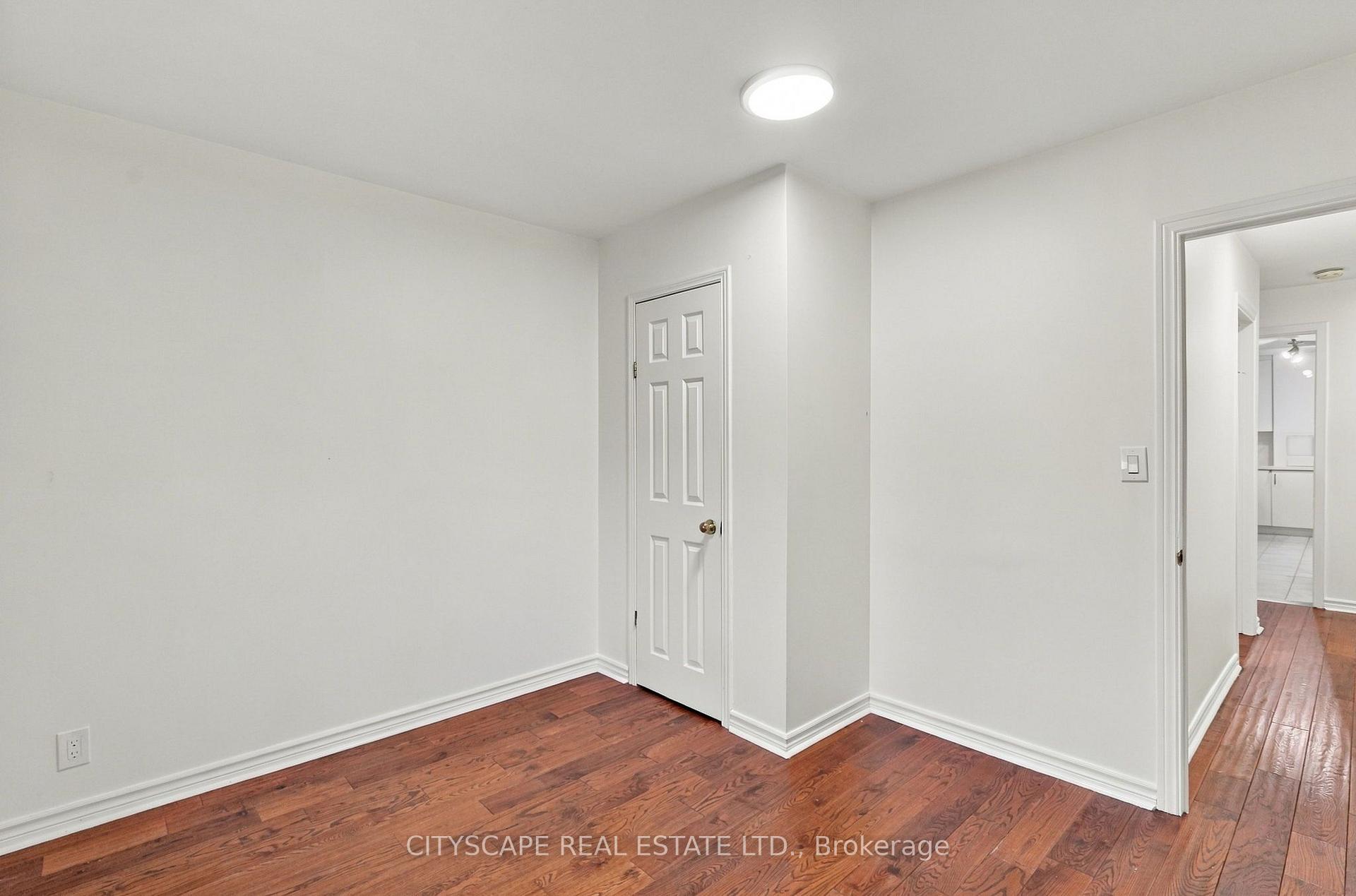 Photo 23 of 57 O'Donnell Avenue, Etobicoke, Mimico — HOMEH
