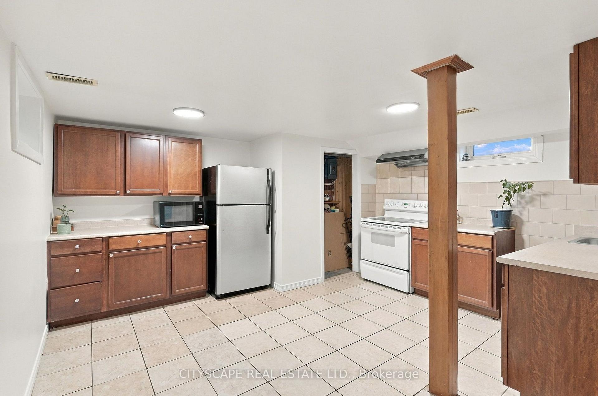 Photo 29 of 57 O'Donnell Avenue, Etobicoke, Mimico — HOMEH