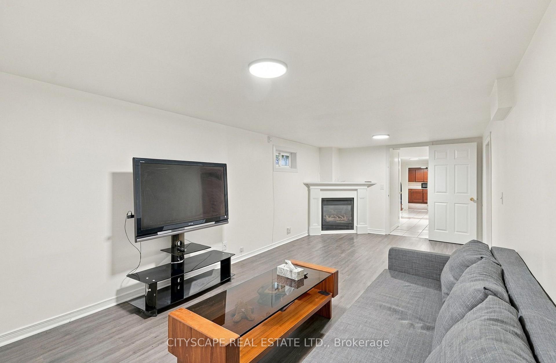 Photo 32 of 57 O'Donnell Avenue, Etobicoke, Mimico — HOMEH
