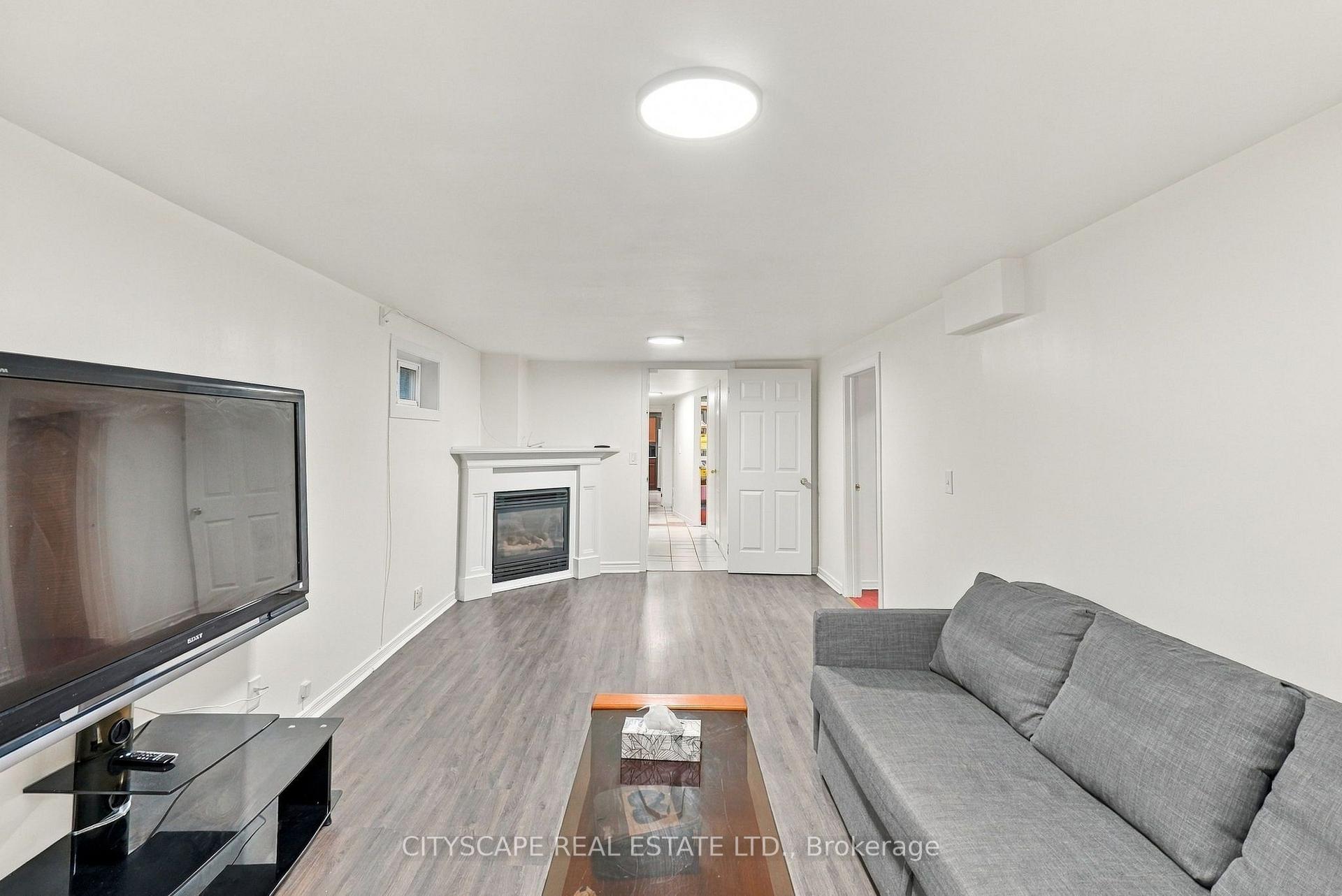 Photo 33 of 57 O'Donnell Avenue, Etobicoke, Mimico — HOMEH