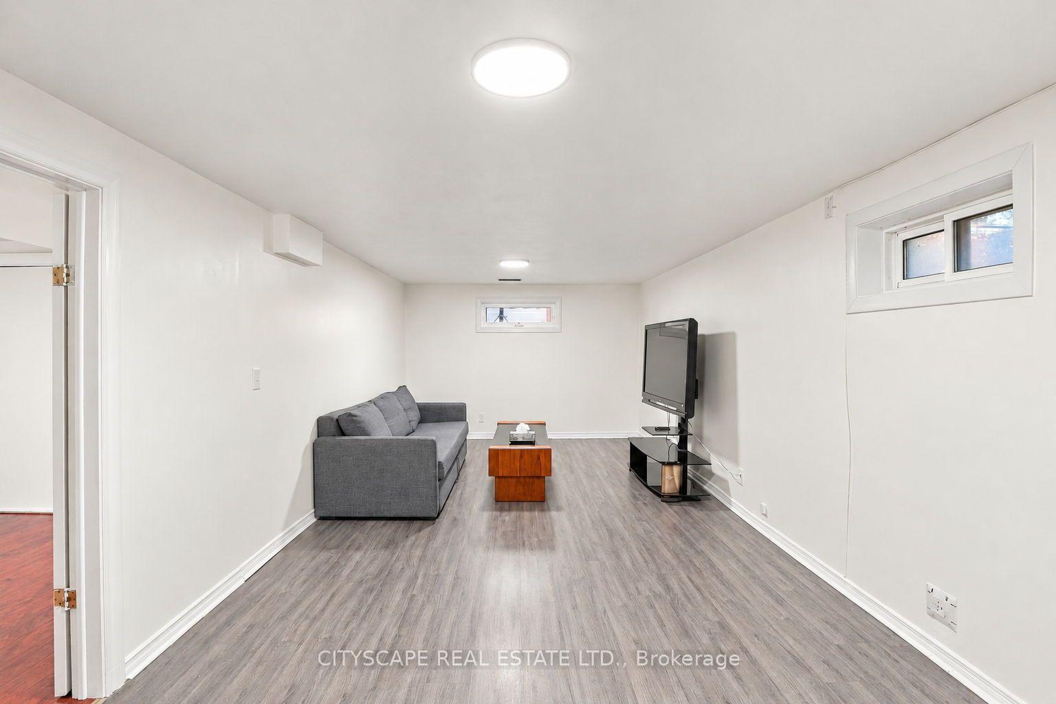 Photo 35 of 57 O'Donnell Avenue, Etobicoke, Mimico — HOMEH