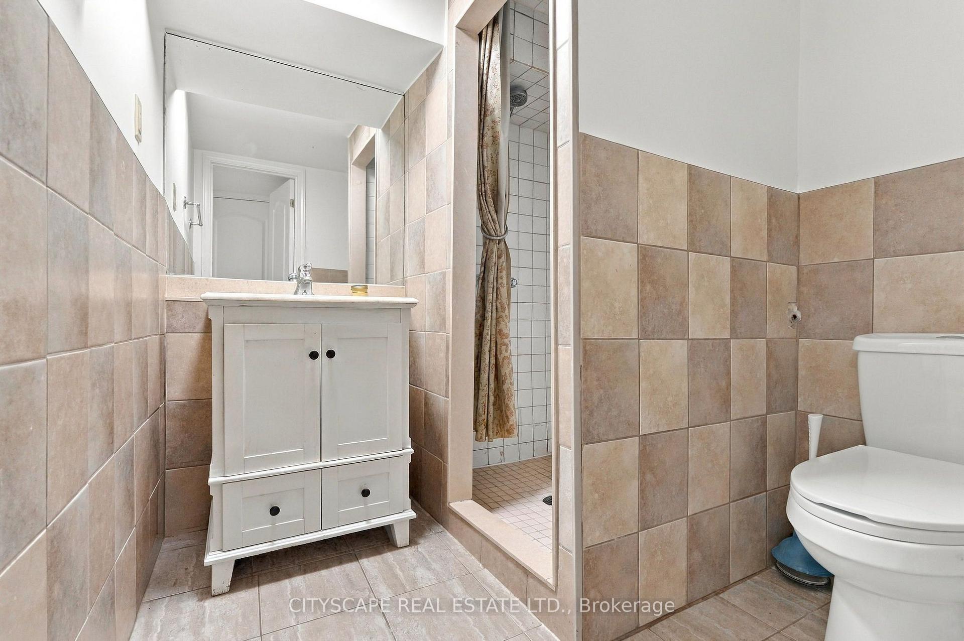 Photo 45 of 57 O'Donnell Avenue, Etobicoke, Mimico — HOMEH