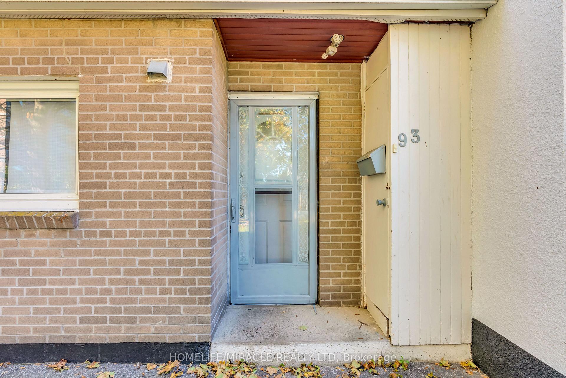 Photo 7 of Unit 93, 2901 Jane Street, North York, Glenfield-Jane Heights — HOMEH