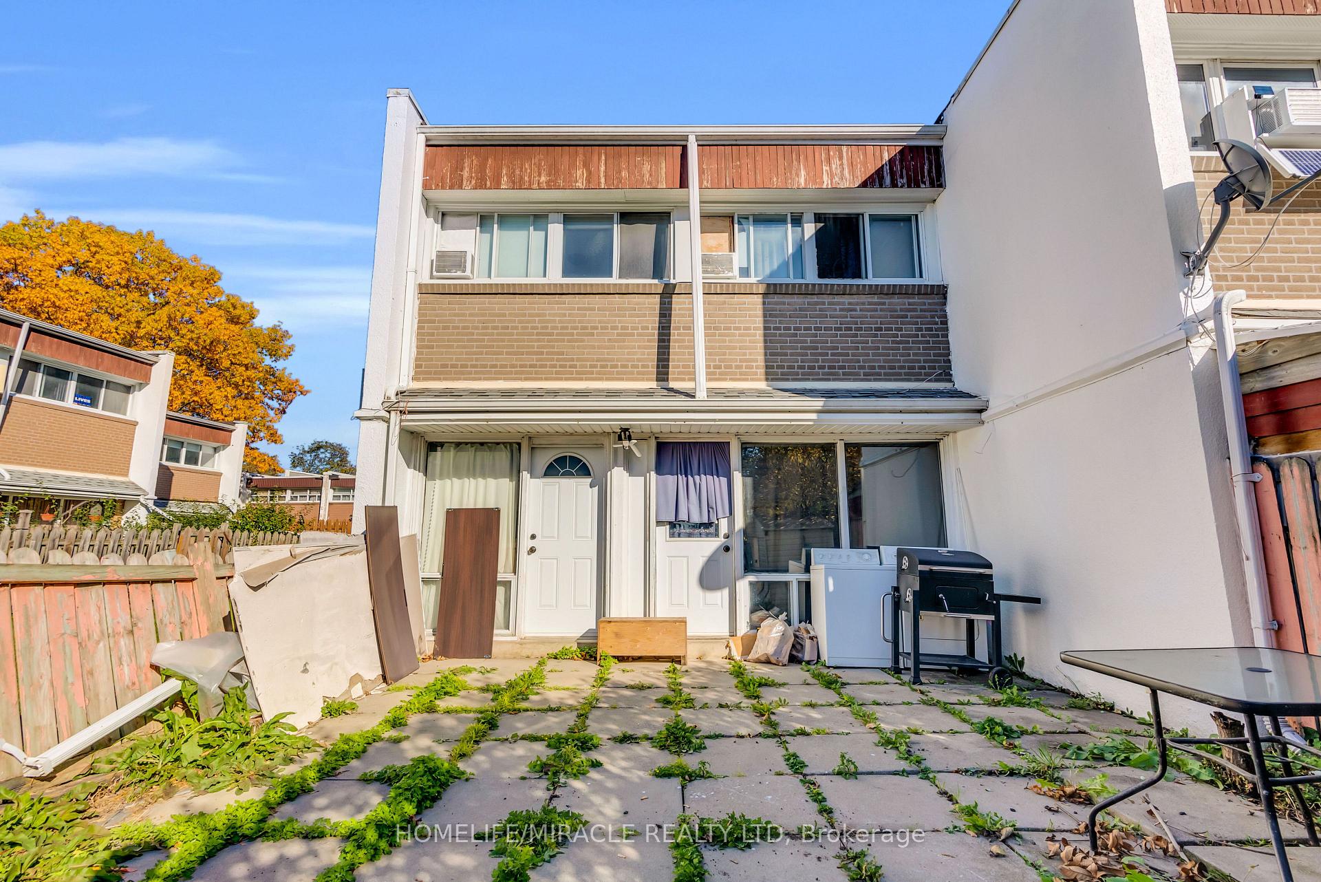 Photo 28 of Unit 93, 2901 Jane Street, North York, Glenfield-Jane Heights — HOMEH