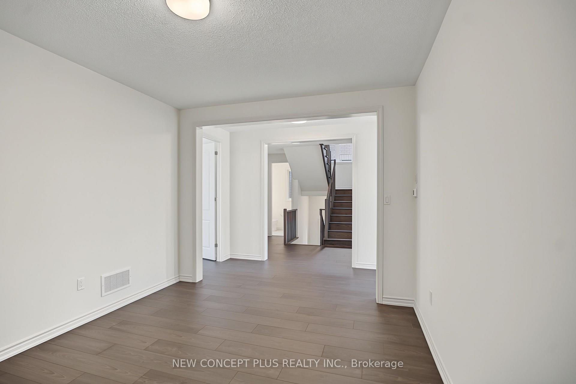 Photo 10 of 997 Trailsview Avenue, Cobourg — HOMEH