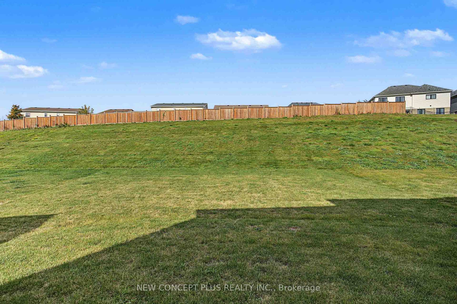 Photo 37 of 997 Trailsview Avenue, Cobourg — HOMEH