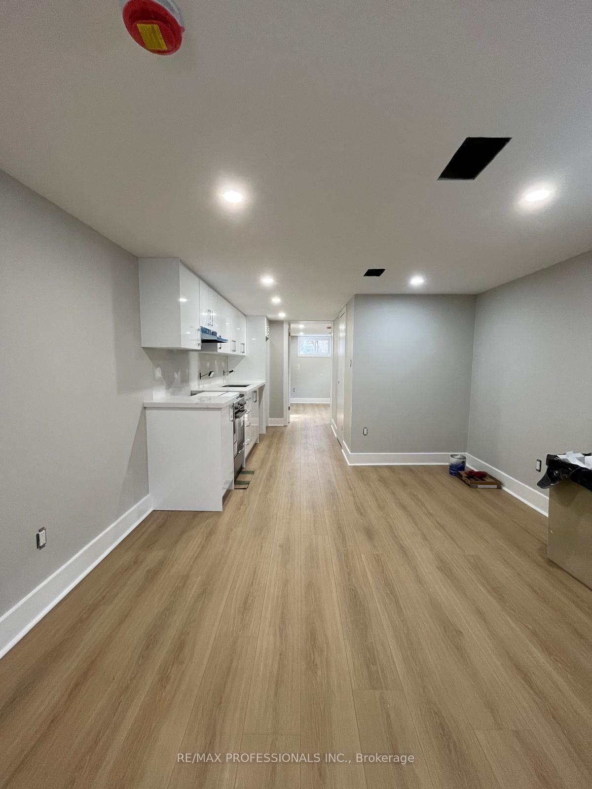 Photo 2 of Unit B, 41 Tavistock Road, North York, Downsview-Roding-CFB — HOMEH