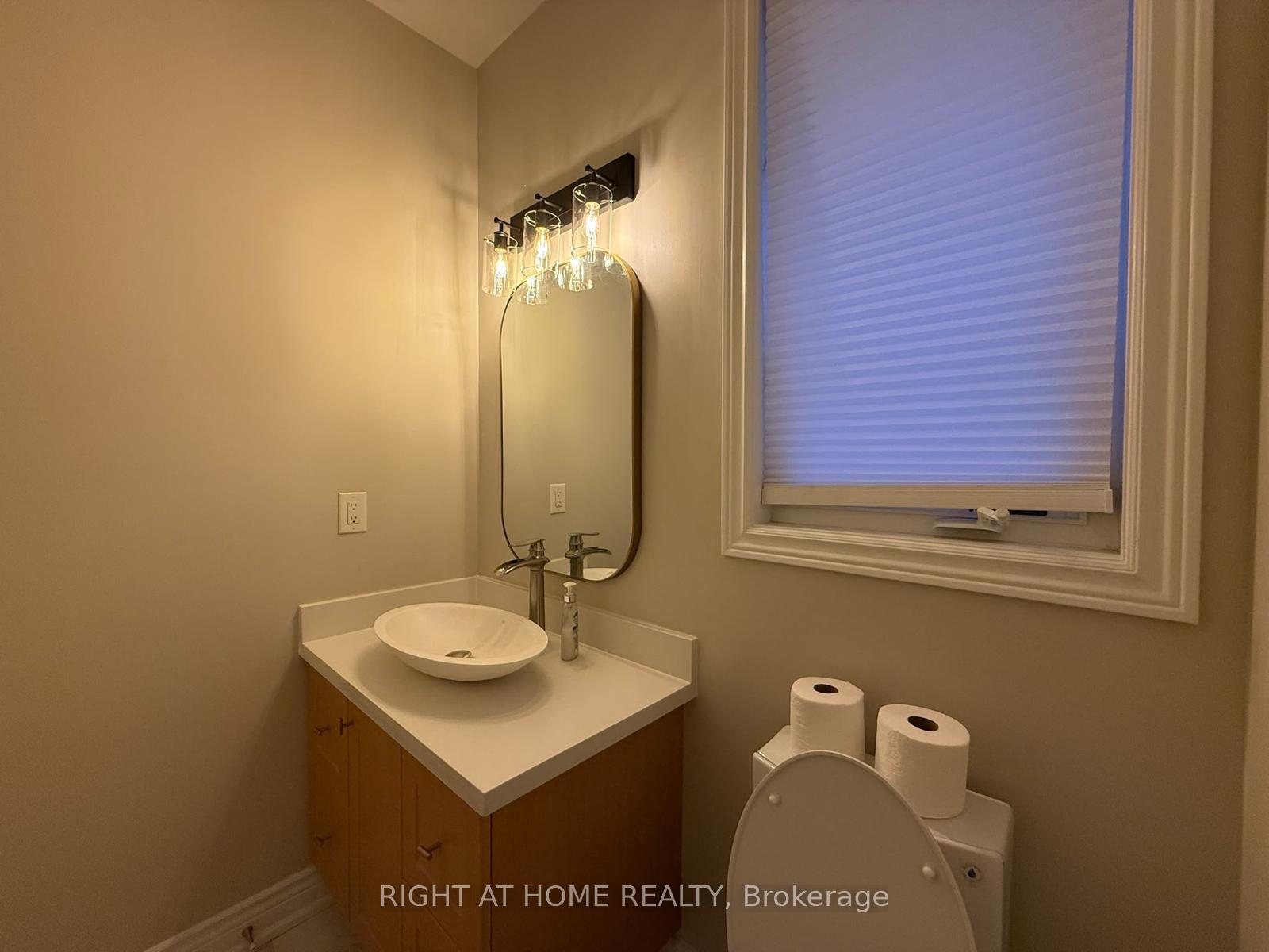 Photo 8 of 247 Rizal Avenue, Markham, Box Grove — HOMEH