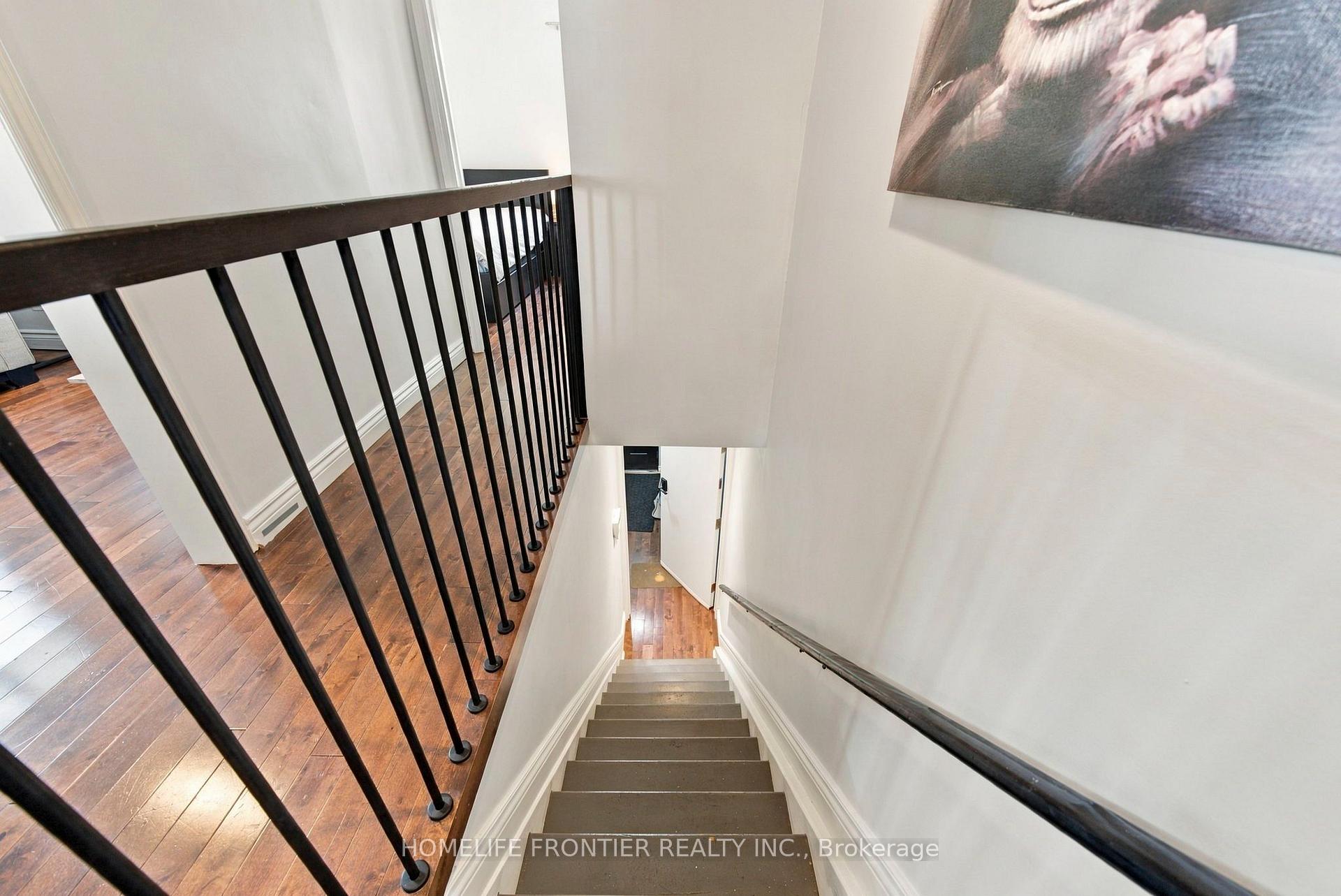 Photo 7 of Unit Upper, 122 Manning Avenue, Toronto, Trinity-Bellwoods — HOMEH