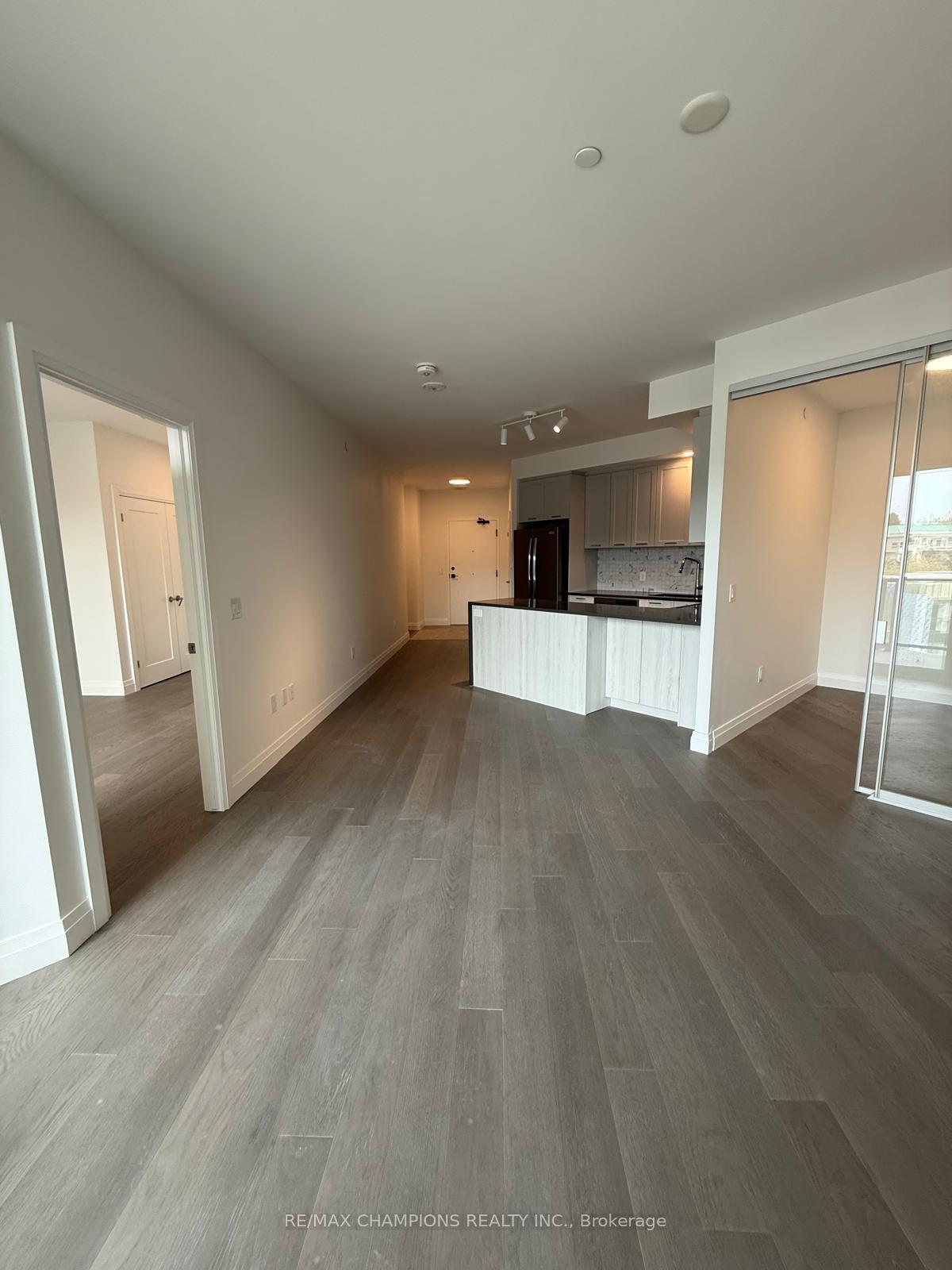 Photo 5 of Unit 401, 26 Mill Street, Halton Hills, Georgetown — HOMEH