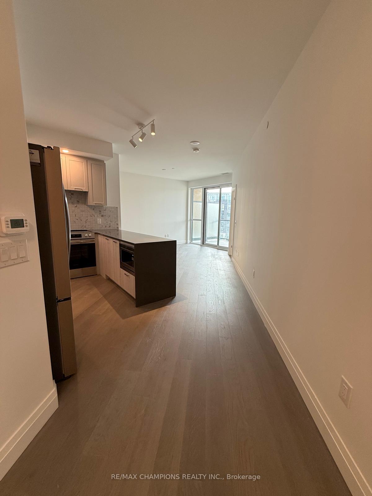Photo 7 of Unit 401, 26 Mill Street, Halton Hills, Georgetown — HOMEH
