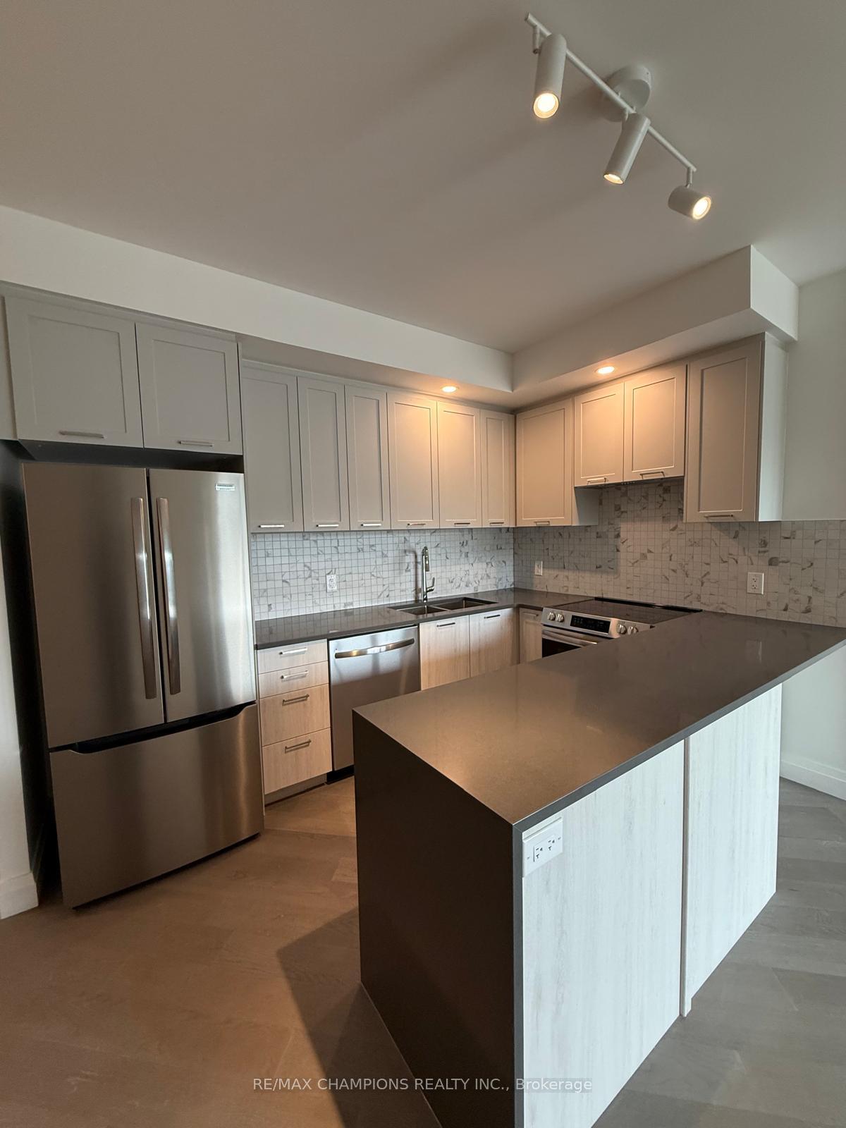 Photo 9 of Unit 401, 26 Mill Street, Halton Hills, Georgetown — HOMEH
