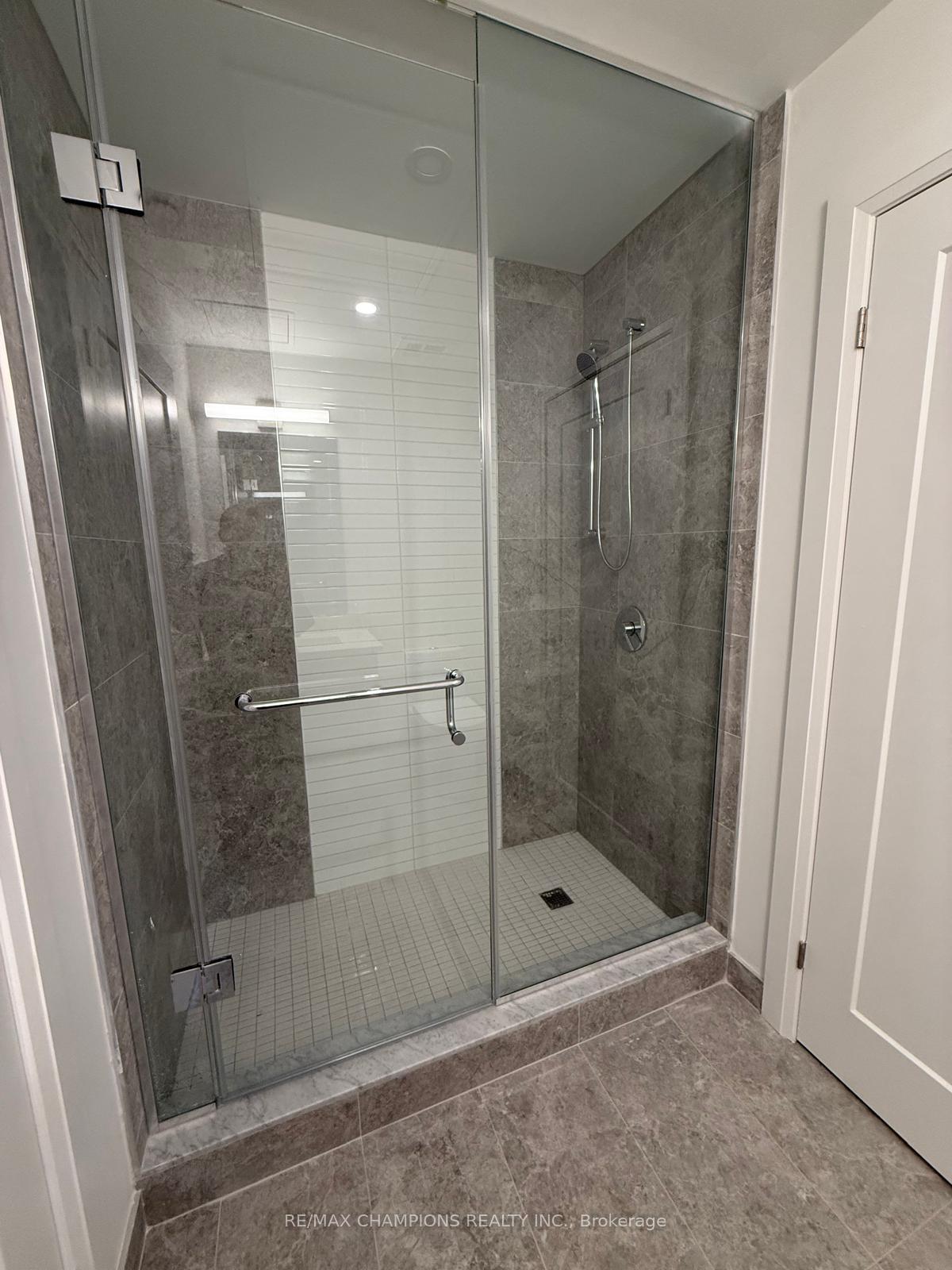 Photo 13 of Unit 401, 26 Mill Street, Halton Hills, Georgetown — HOMEH