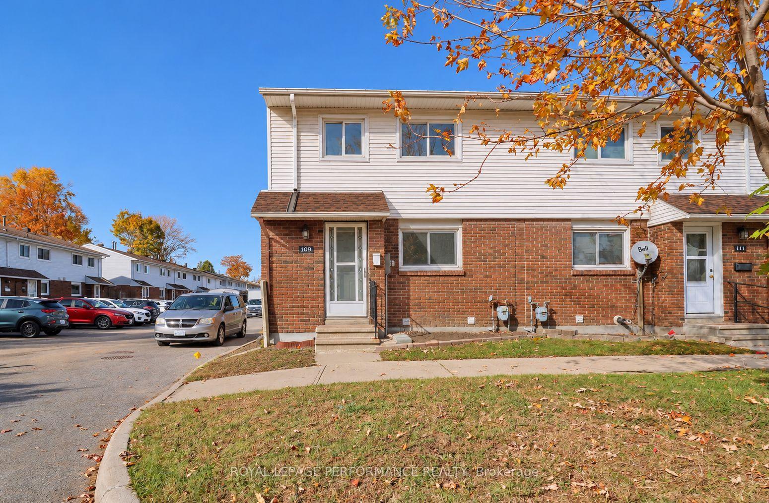 Photo 2 of Unit 109, 1045 Morrison Drive, Ottawa, Redwood Park — HOMEH