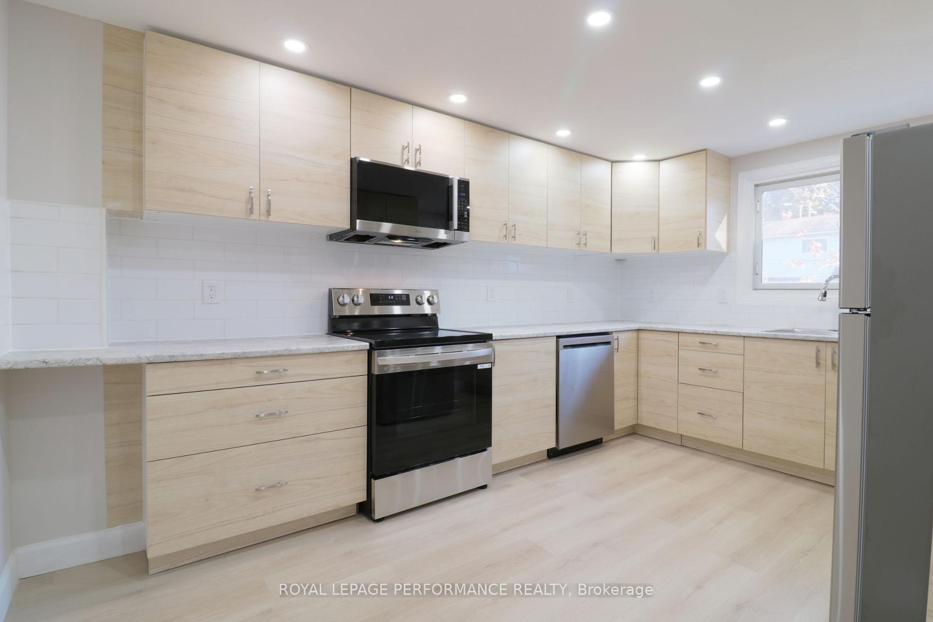 Photo 3 of Unit 109, 1045 Morrison Drive, Ottawa, Redwood Park — HOMEH