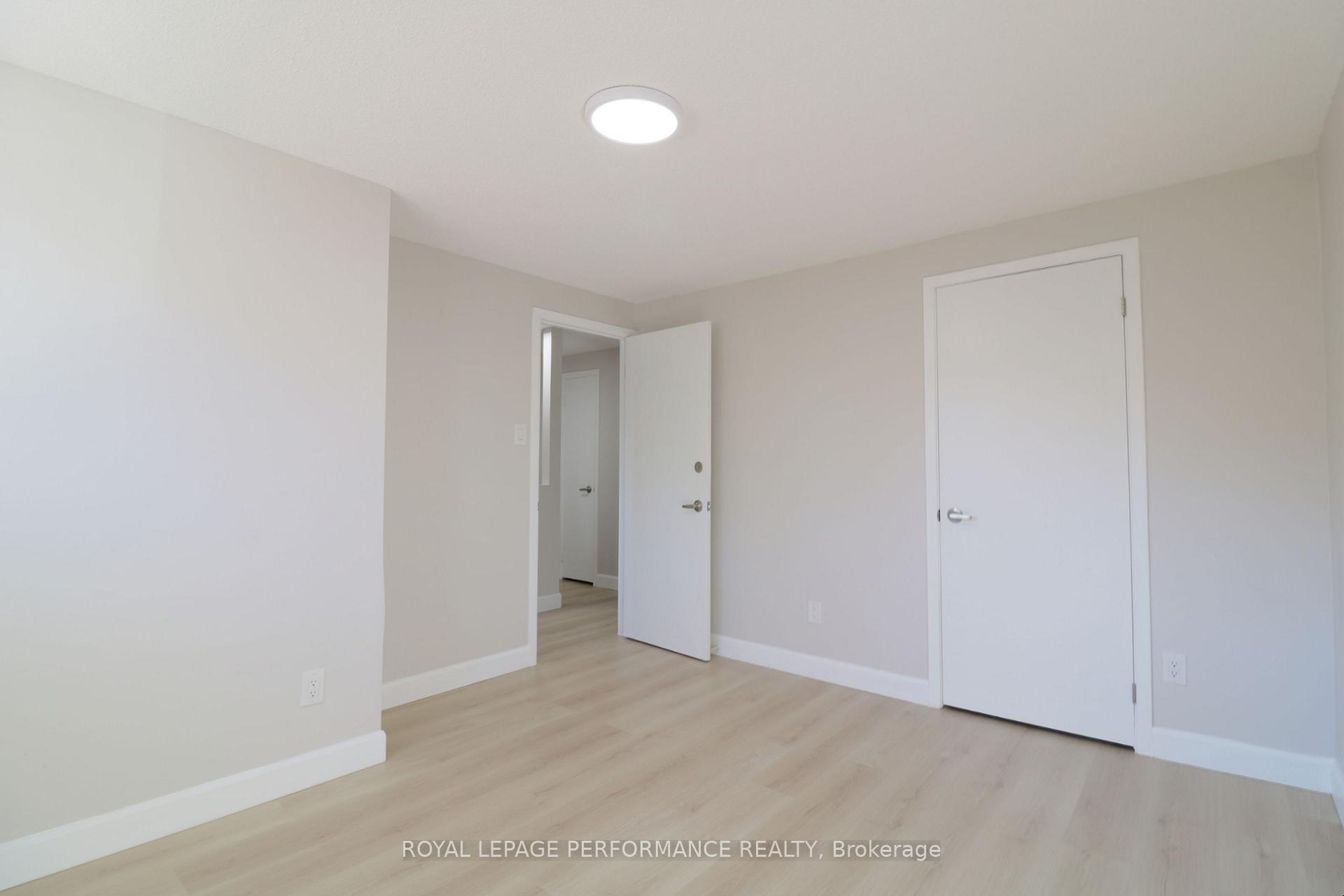 Photo 10 of Unit 109, 1045 Morrison Drive, Ottawa, Redwood Park — HOMEH