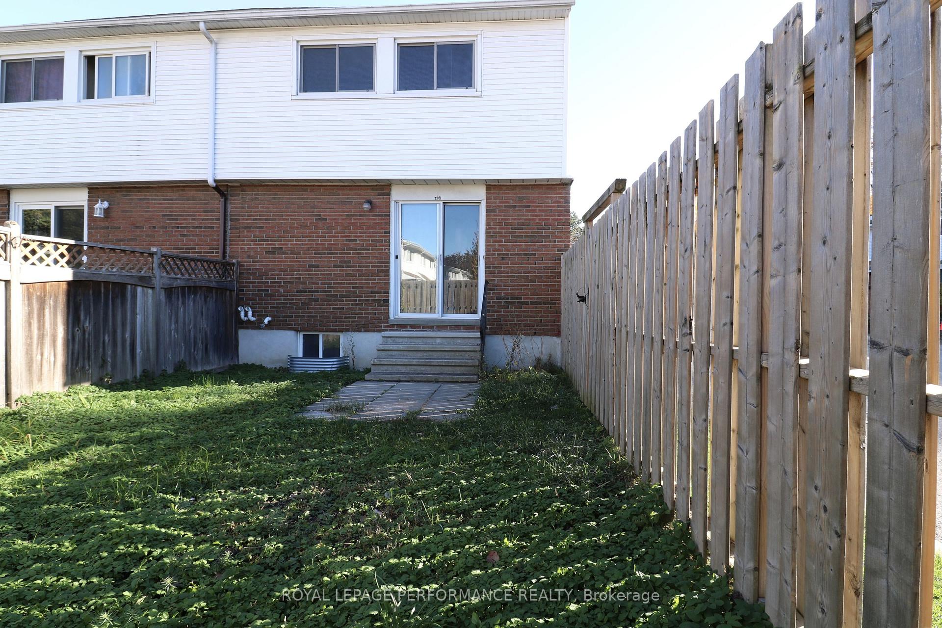 Photo 18 of Unit 109, 1045 Morrison Drive, Ottawa, Redwood Park — HOMEH