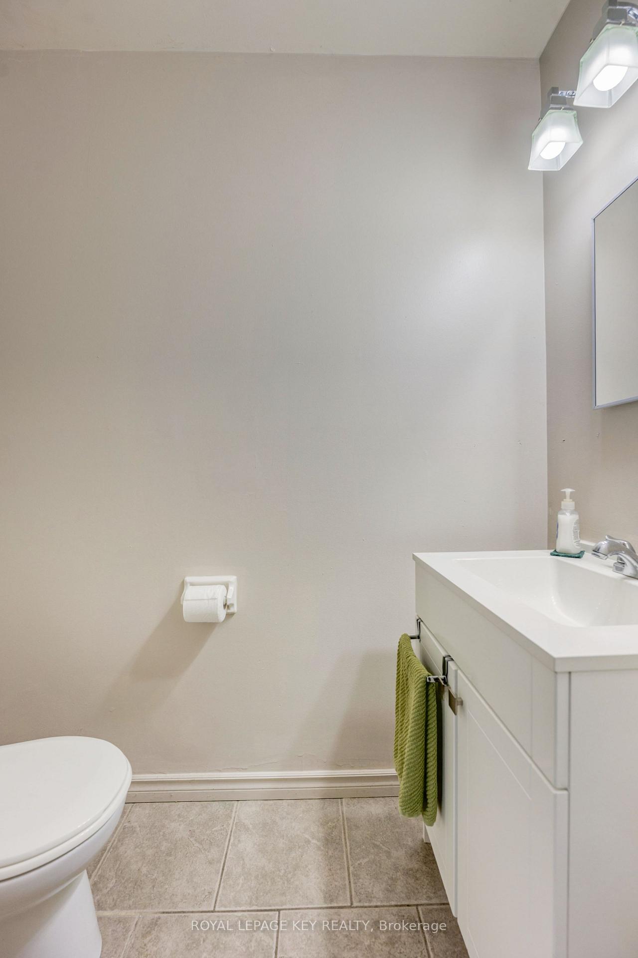 Photo 9 of Unit 13, 243 Hampton Avenue, Sarnia — HOMEH