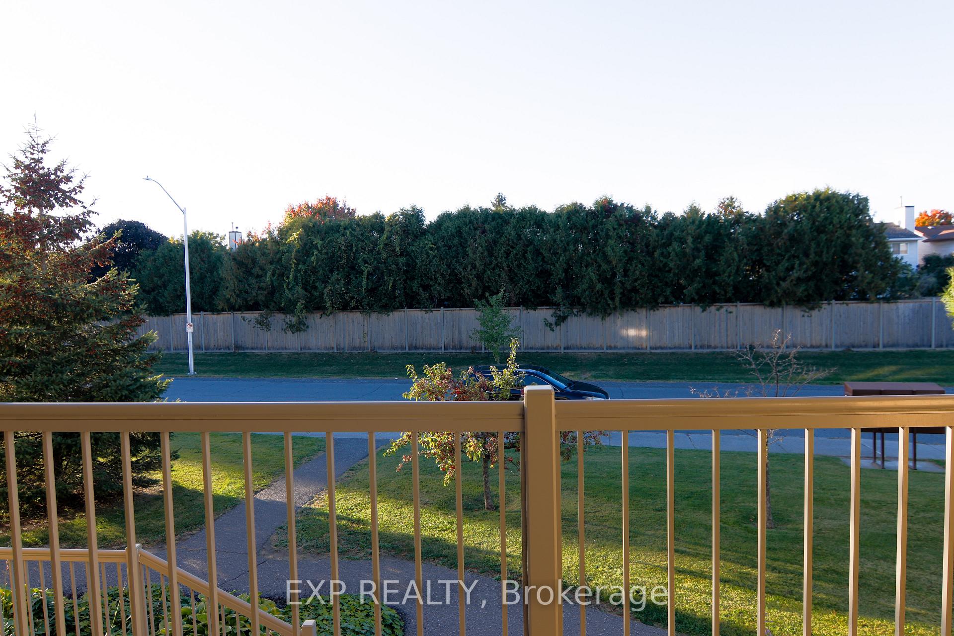 Photo 16 of Unit C, 137 Harthill Way, Ottawa, Barrhaven - Heritage Park — HOMEH