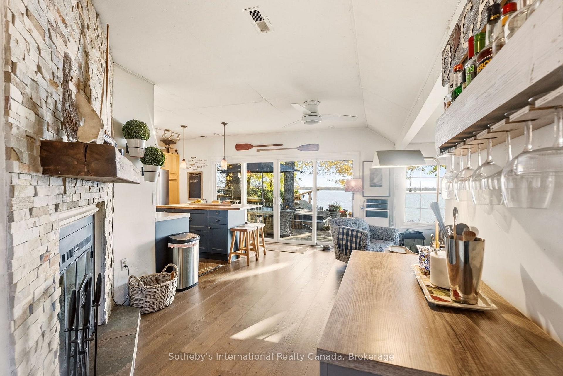Photo 17 of 3211 Crescent Bay Road, Severn, Washago — HOMEH