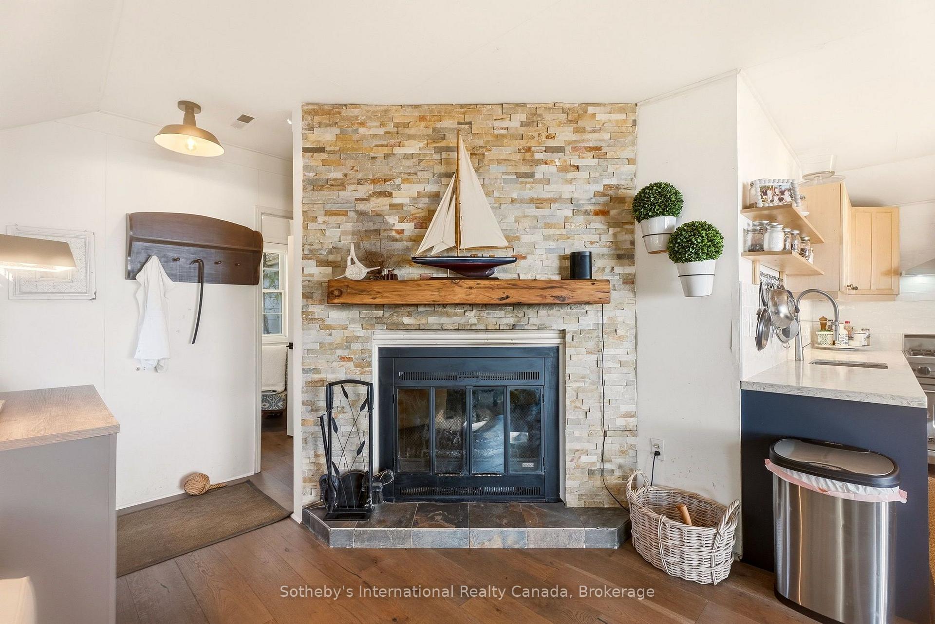 Photo 18 of 3211 Crescent Bay Road, Severn, Washago — HOMEH