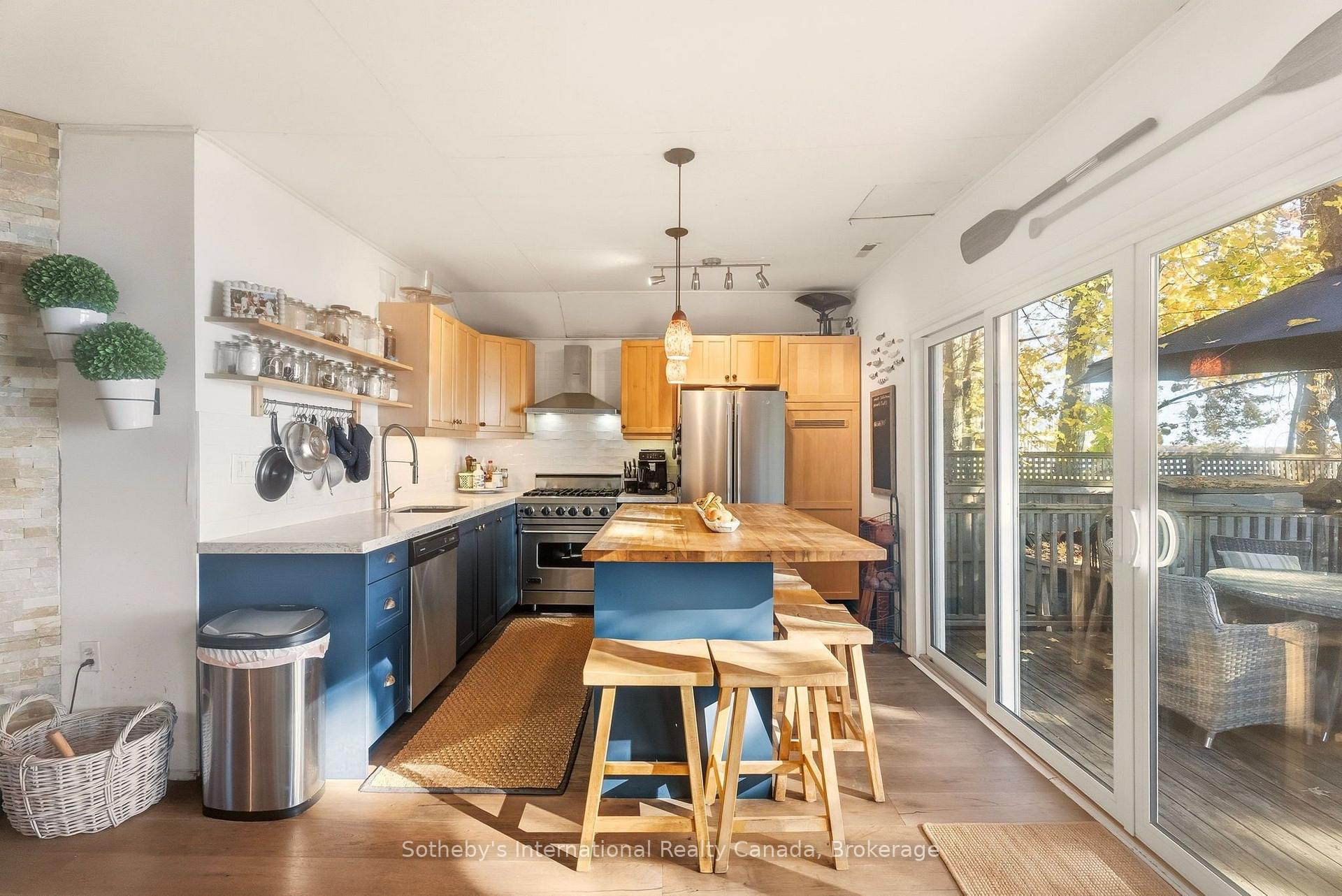 Photo 23 of 3211 Crescent Bay Road, Severn, Washago — HOMEH