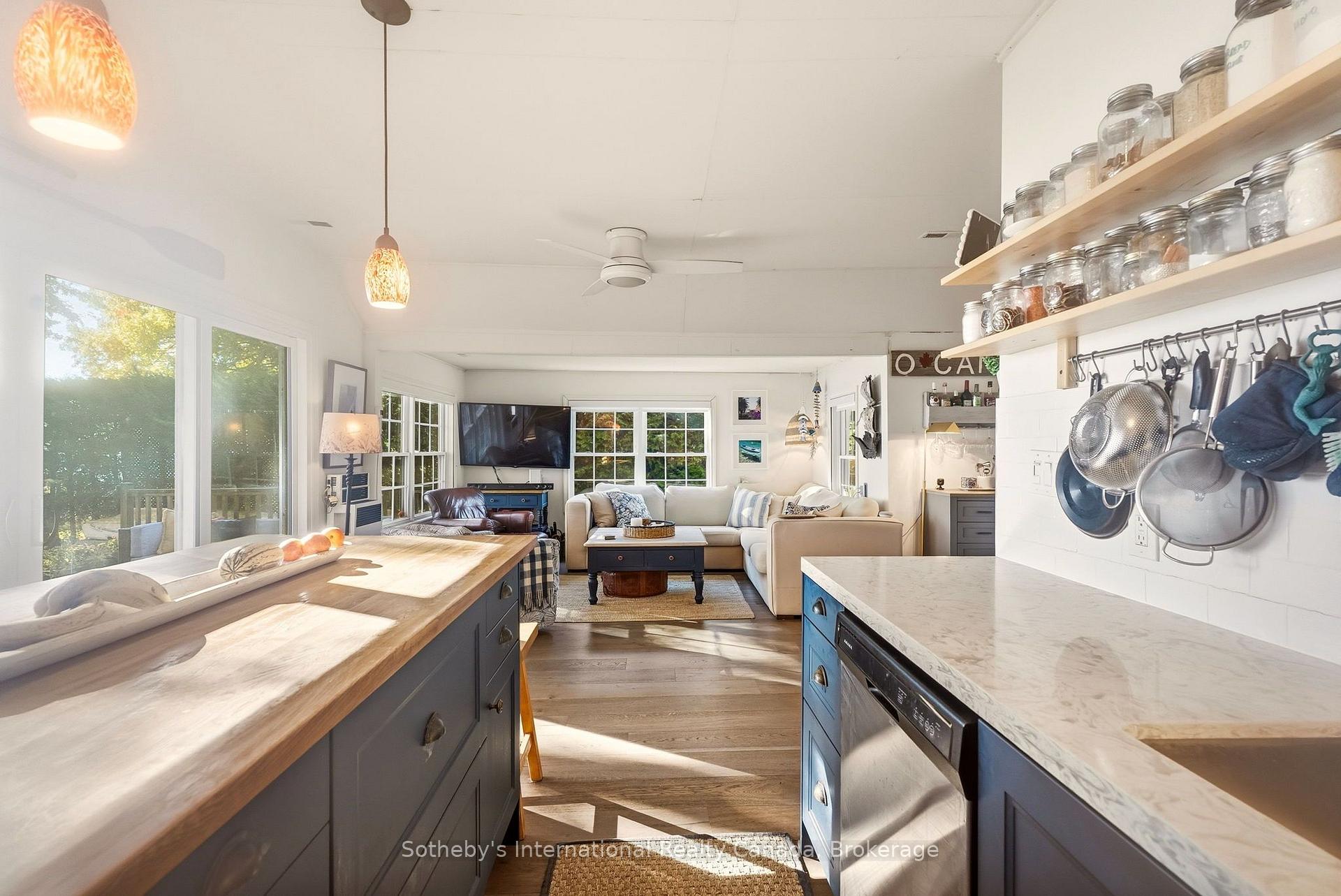 Photo 25 of 3211 Crescent Bay Road, Severn, Washago — HOMEH