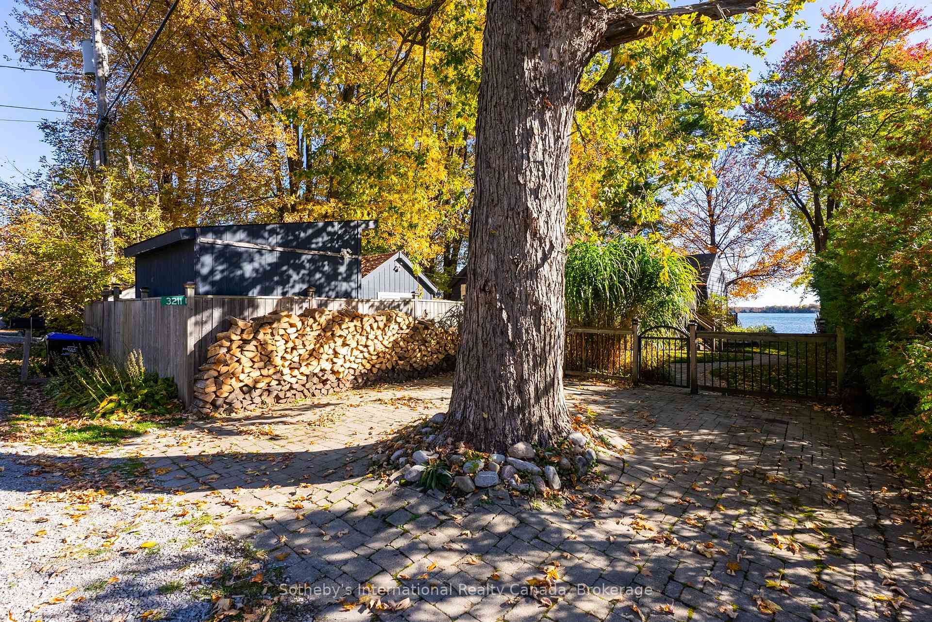 Photo 39 of 3211 Crescent Bay Road, Severn, Washago — HOMEH