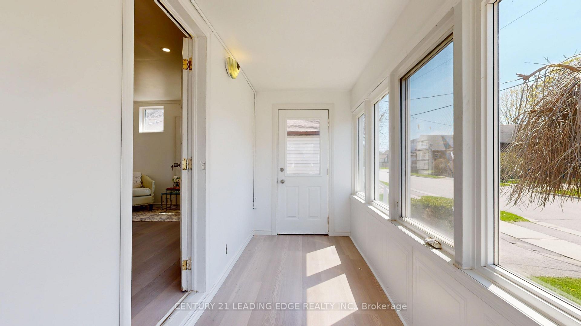 Photo 7 of 751 Gifford Street, Oshawa, Lakeview — HOMEH