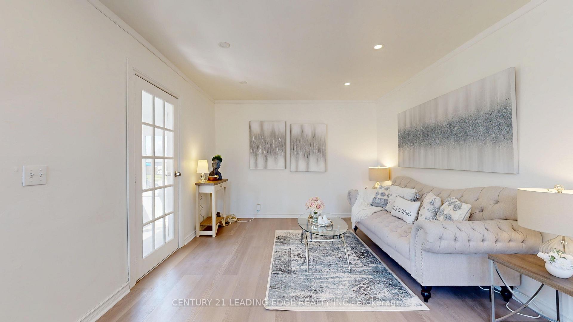 Photo 9 of 751 Gifford Street, Oshawa, Lakeview — HOMEH