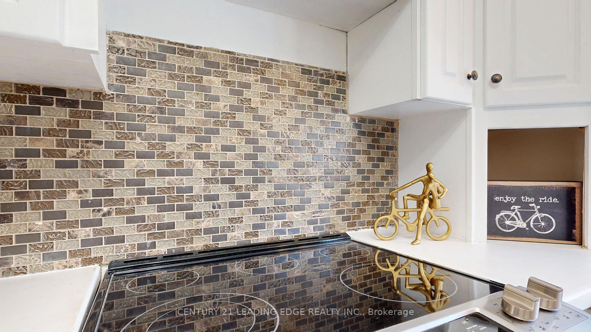 Photo 19 of 751 Gifford Street, Oshawa, Lakeview — HOMEH