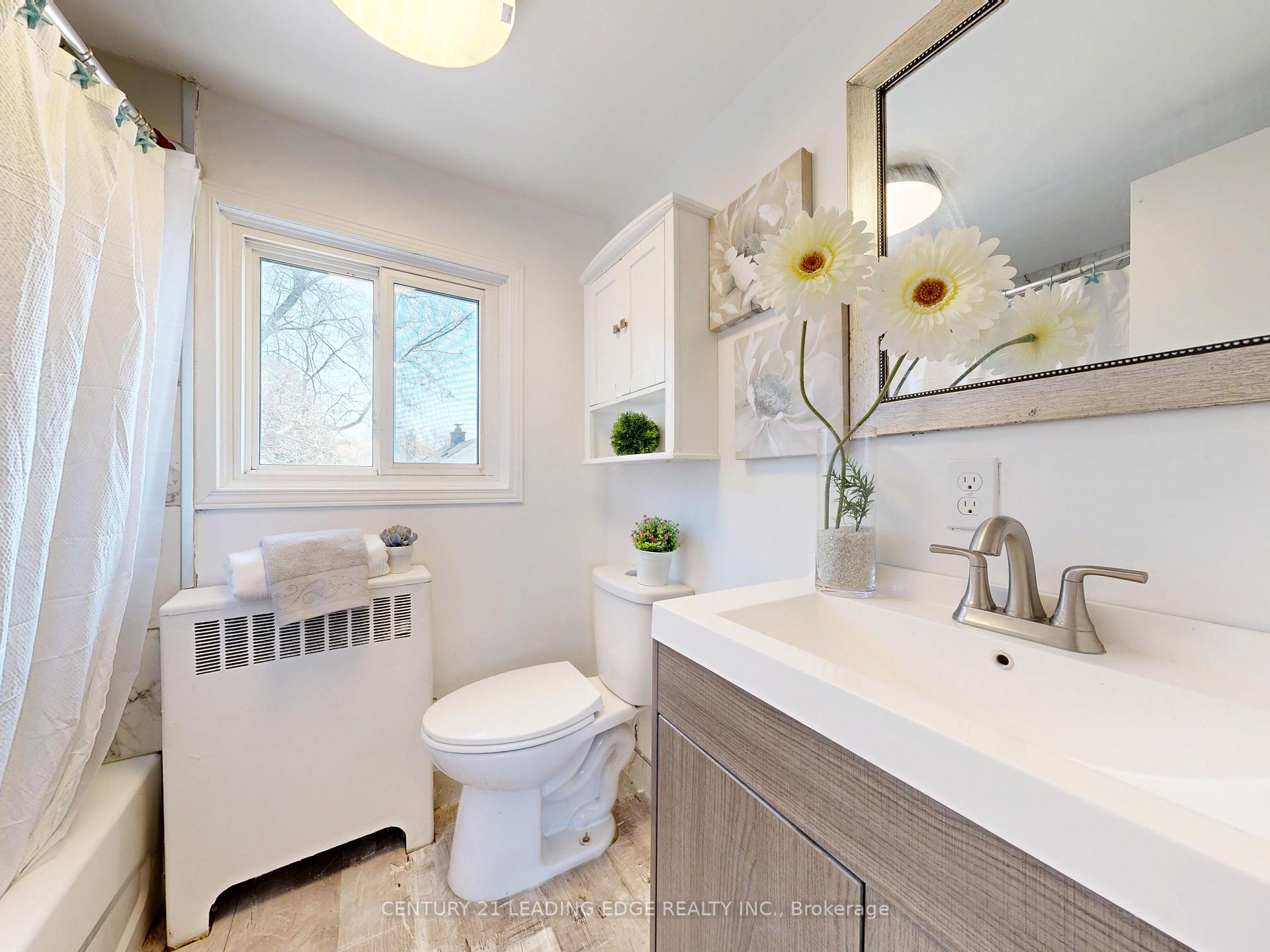 Photo 28 of 751 Gifford Street, Oshawa, Lakeview — HOMEH