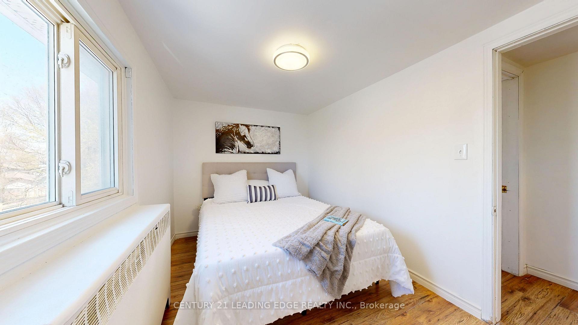 Photo 31 of 751 Gifford Street, Oshawa, Lakeview — HOMEH