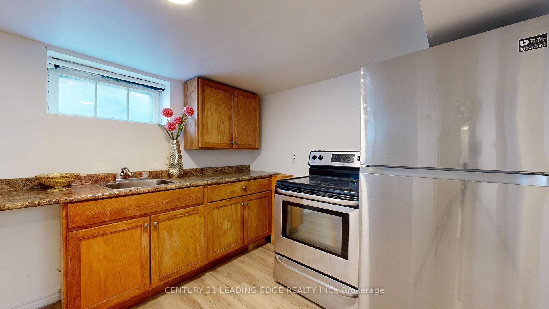 Photo 35 of 751 Gifford Street, Oshawa, Lakeview — HOMEH