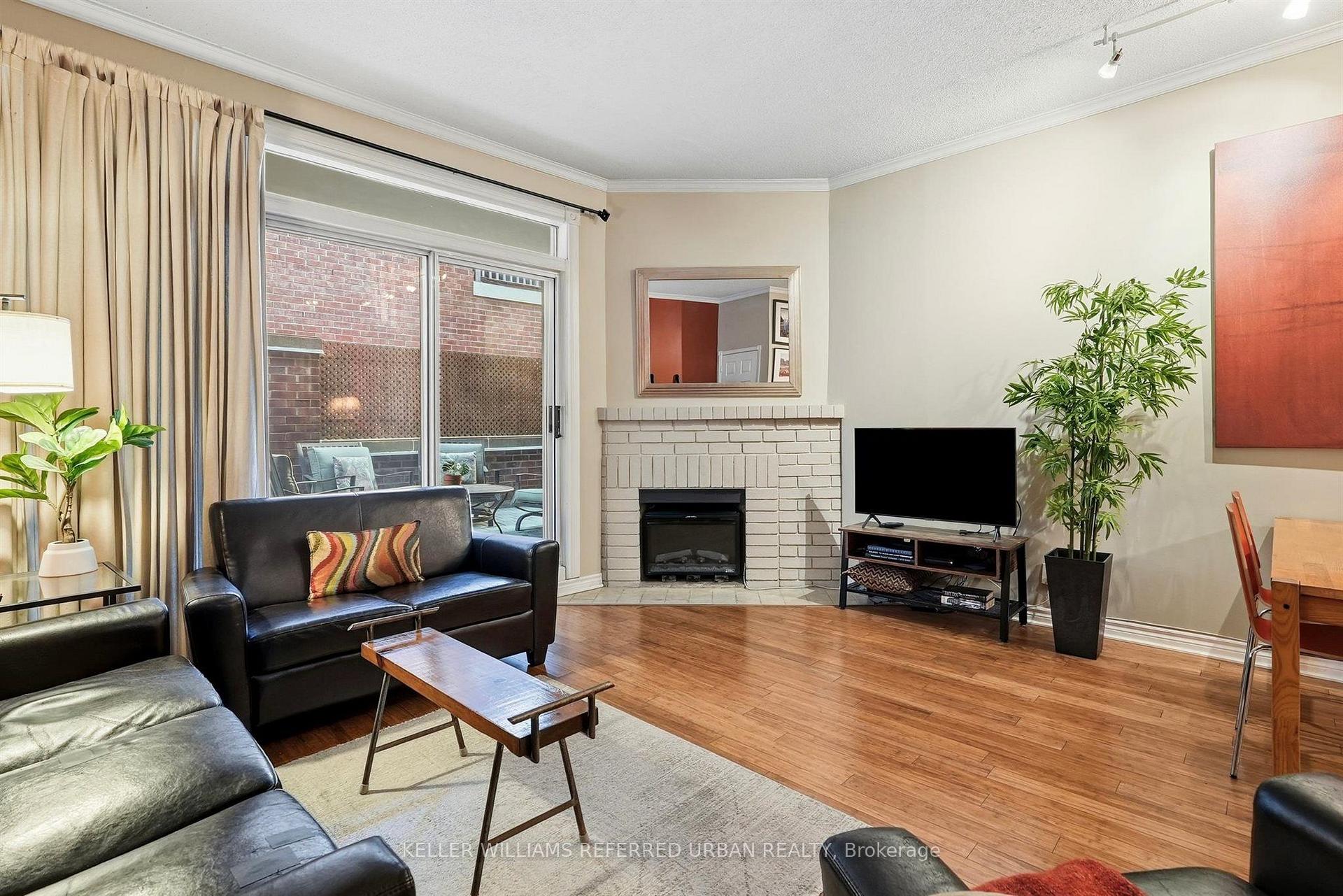 Photo 13 of 58 St Nicholas Street, Toronto, Bay Street Corridor — HOMEH