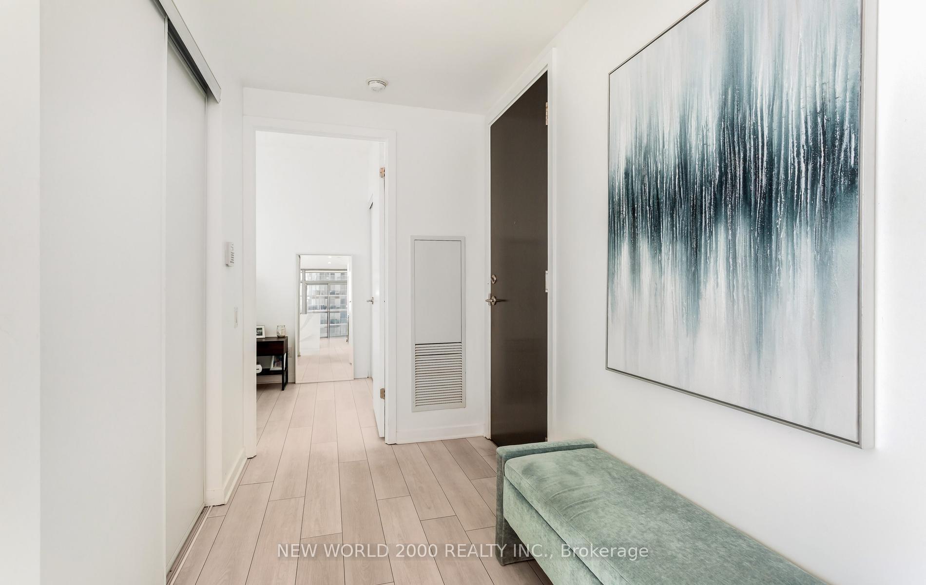 Photo 9 of Unit 1902, 105 The Queens Way, Toronto, High Park-Swansea — HOMEH