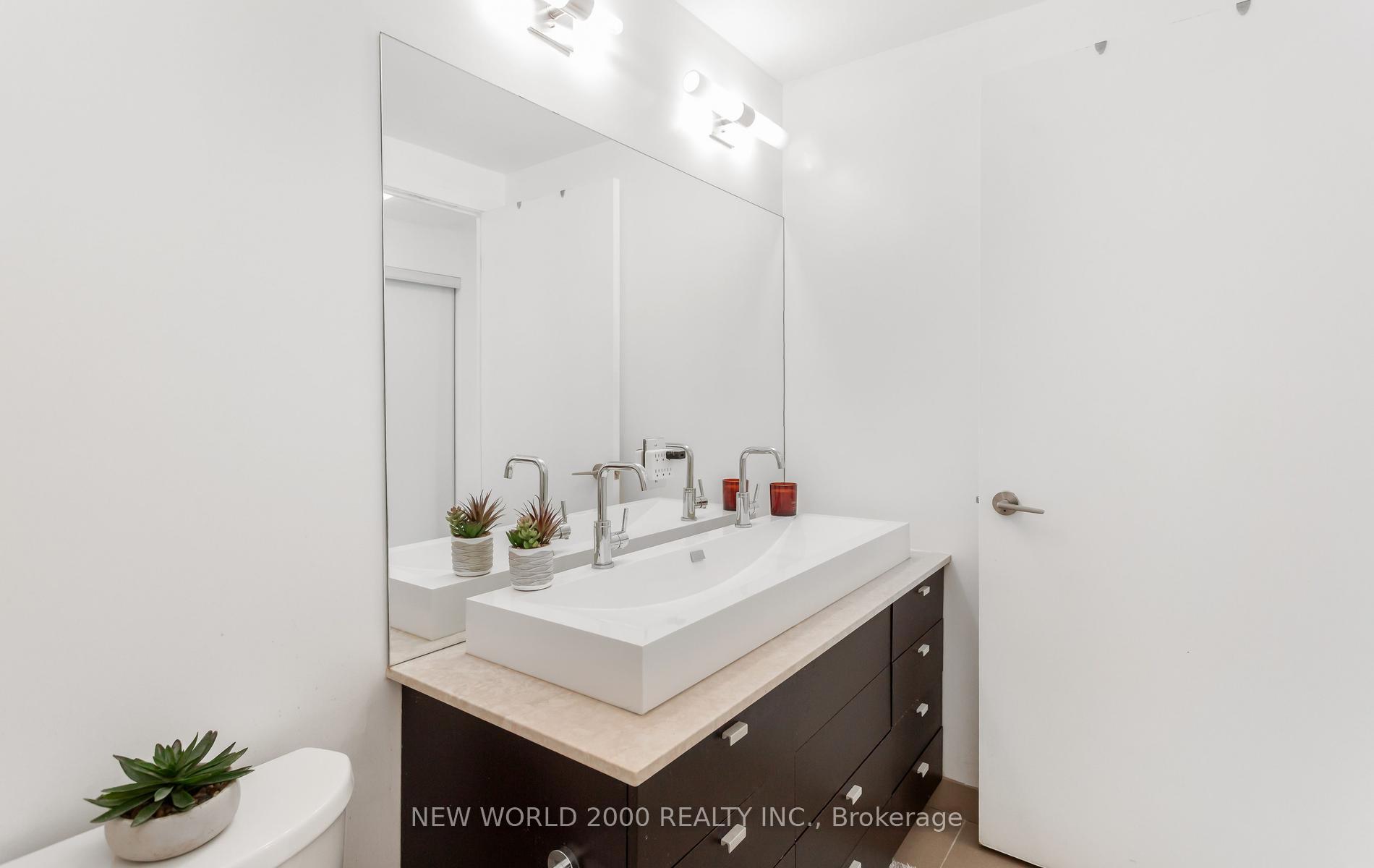 Photo 41 of Unit 1902, 105 The Queens Way, Toronto, High Park-Swansea — HOMEH