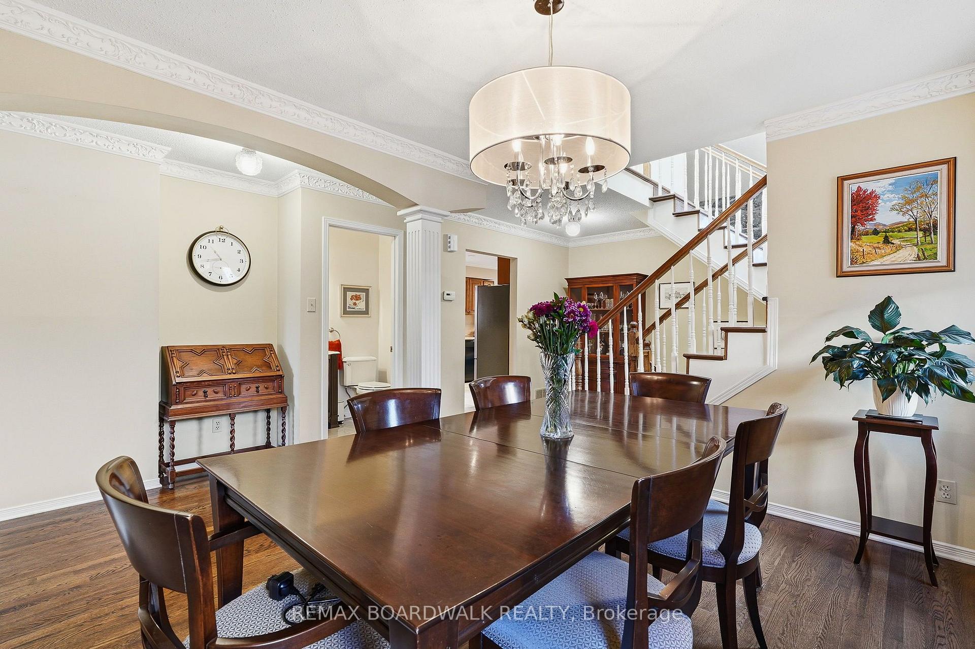 Photo 9 of 19 Cullen Court, Ottawa, Manordale — HOMEH