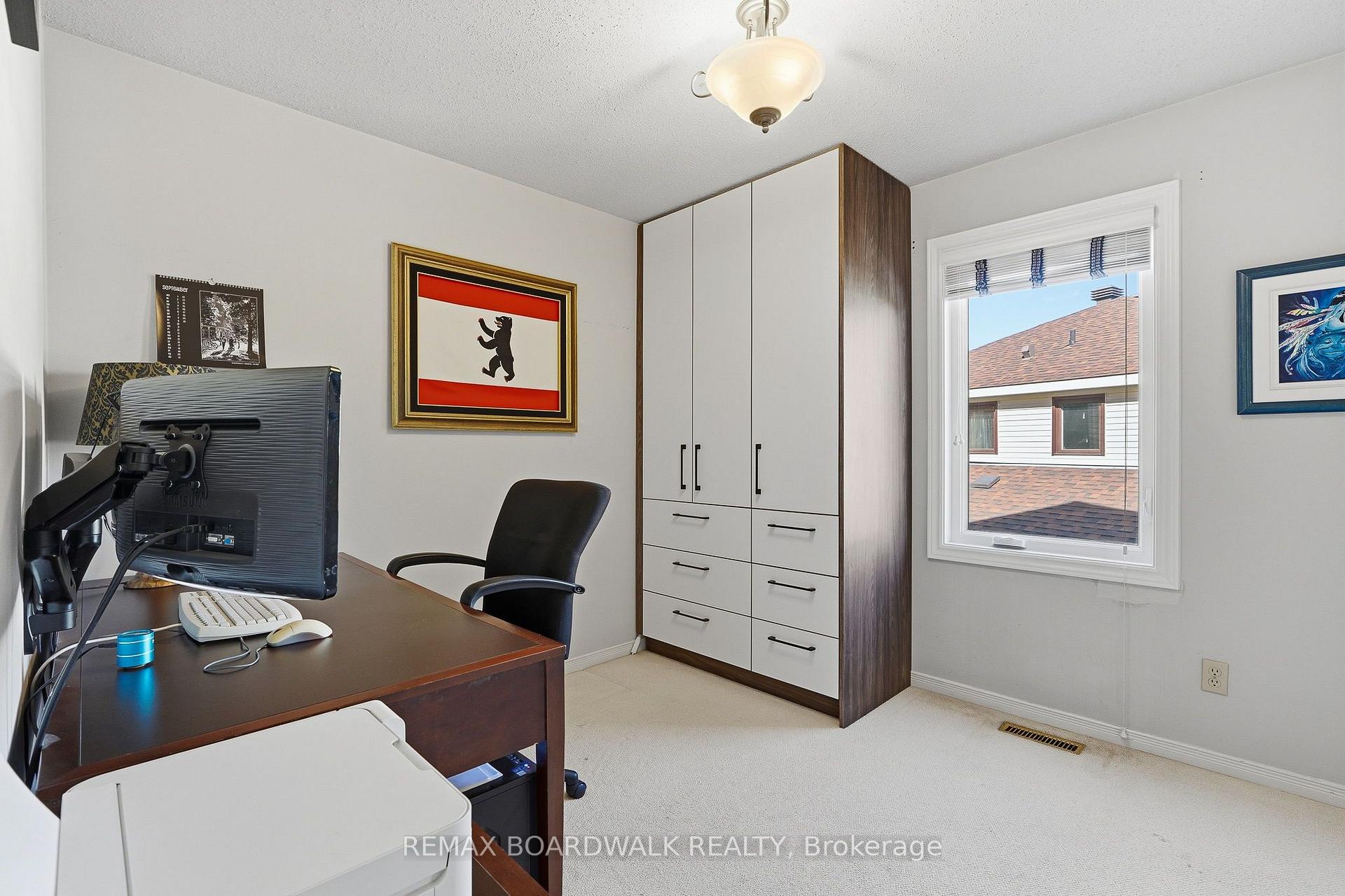 Photo 23 of 19 Cullen Court, Ottawa, Manordale — HOMEH