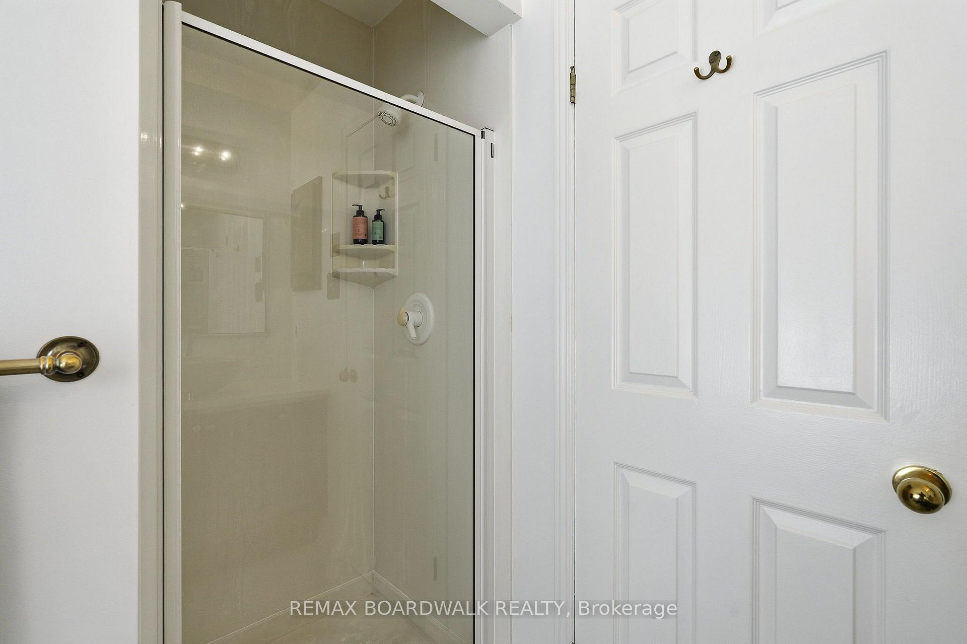 Photo 30 of 19 Cullen Court, Ottawa, Manordale — HOMEH