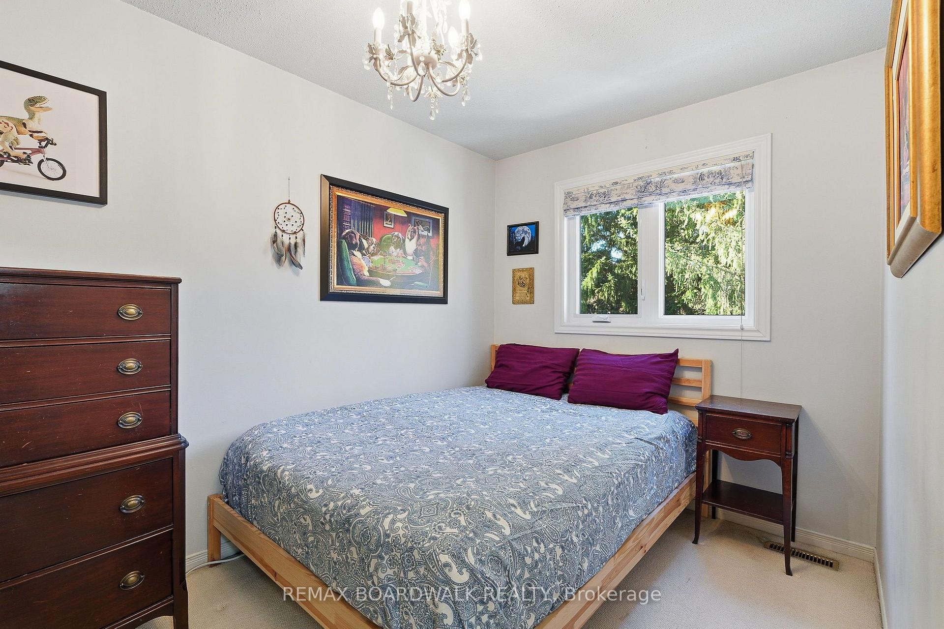 Photo 31 of 19 Cullen Court, Ottawa, Manordale — HOMEH